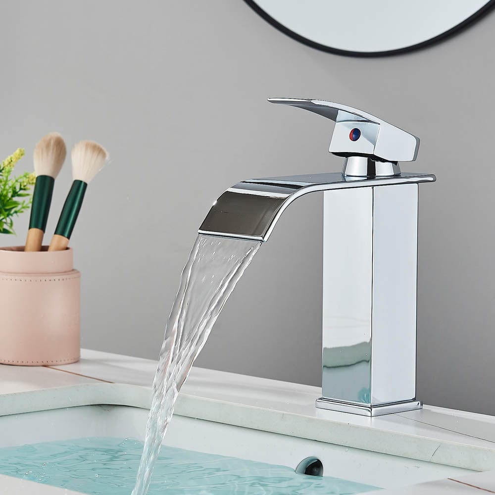 Bateria pentru lavoar, curgere tip cascada, argintiu lucios