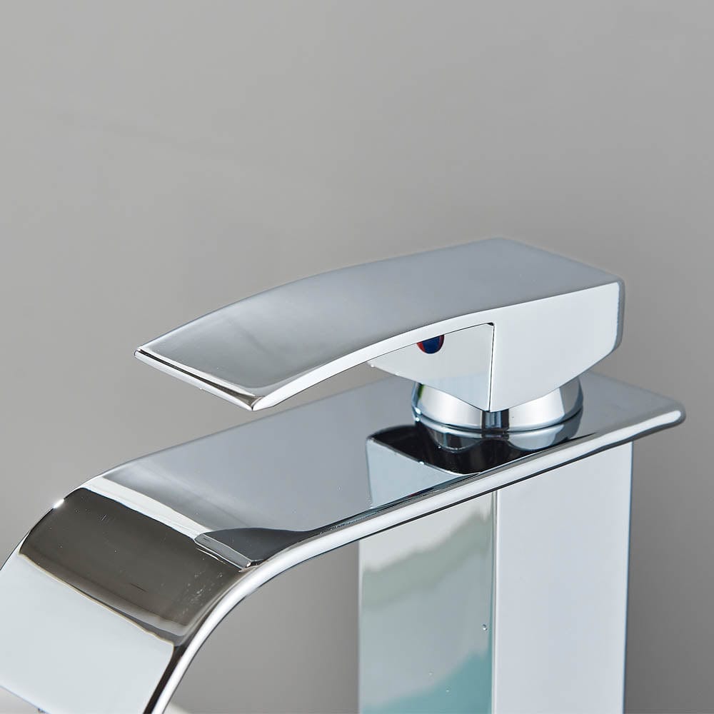 Bateria pentru lavoar, curgere tip cascada, argintiu lucios