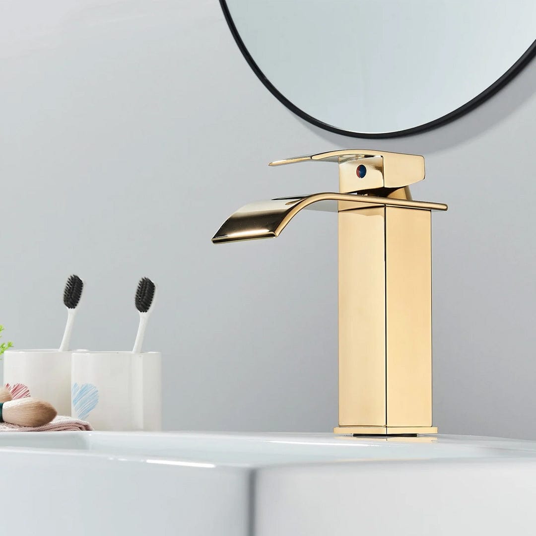 Bateria pentru lavoar, curgere tip cascada, auriu lucios