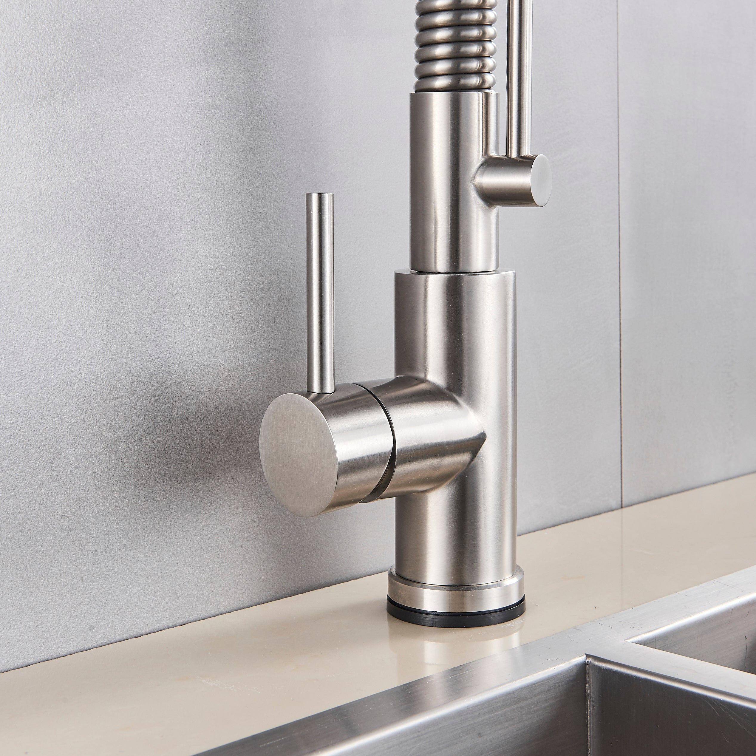 Bateria profesionala pentru bucatarie Heim Chrome, cu 2 functii de curgere, dus extractibil, senzor tactil de pornire/oprire, argintiu nichelat