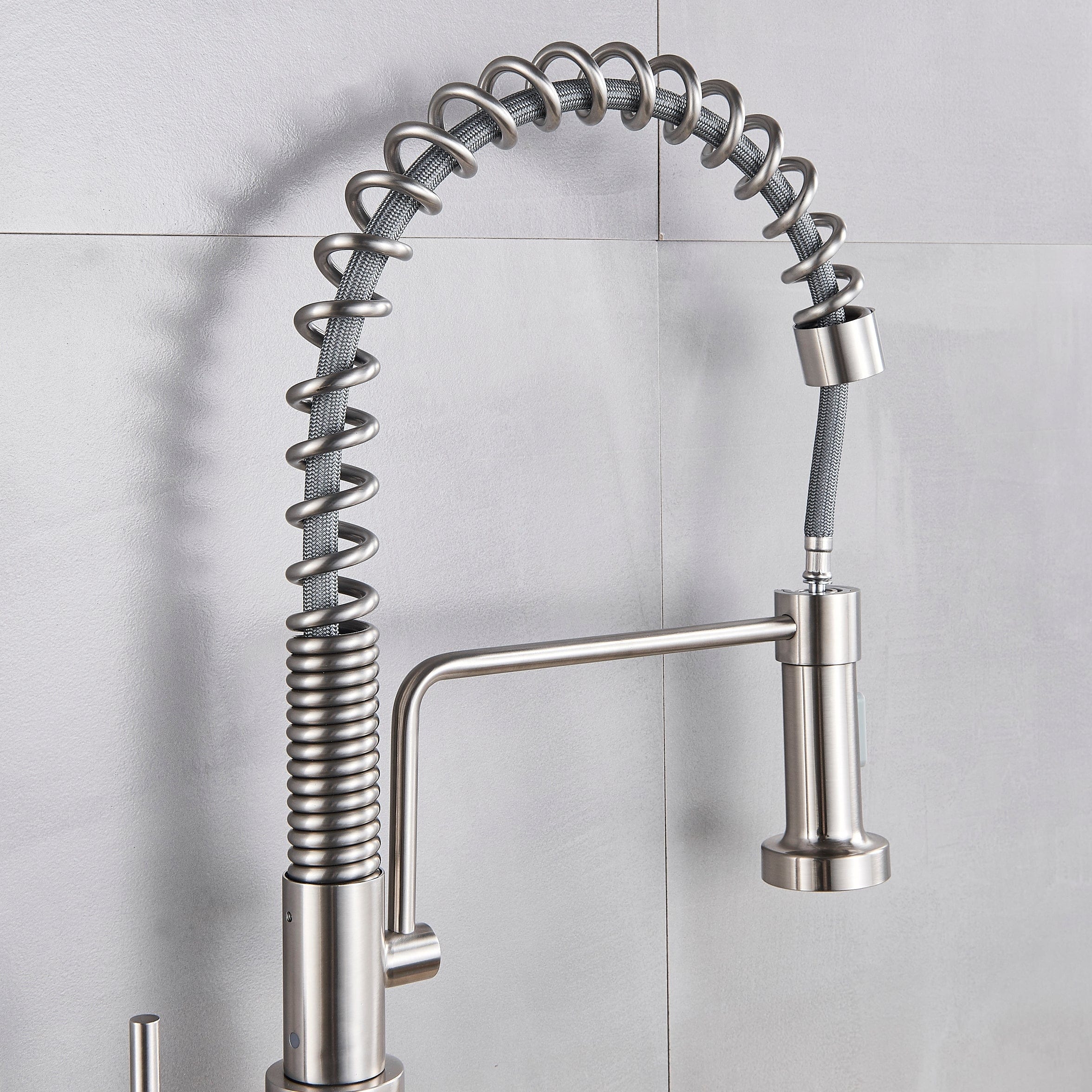 Bateria profesionala pentru bucatarie Heim Chrome, cu 2 functii de curgere, dus extractibil, senzor tactil de pornire/oprire, argintiu nichelat