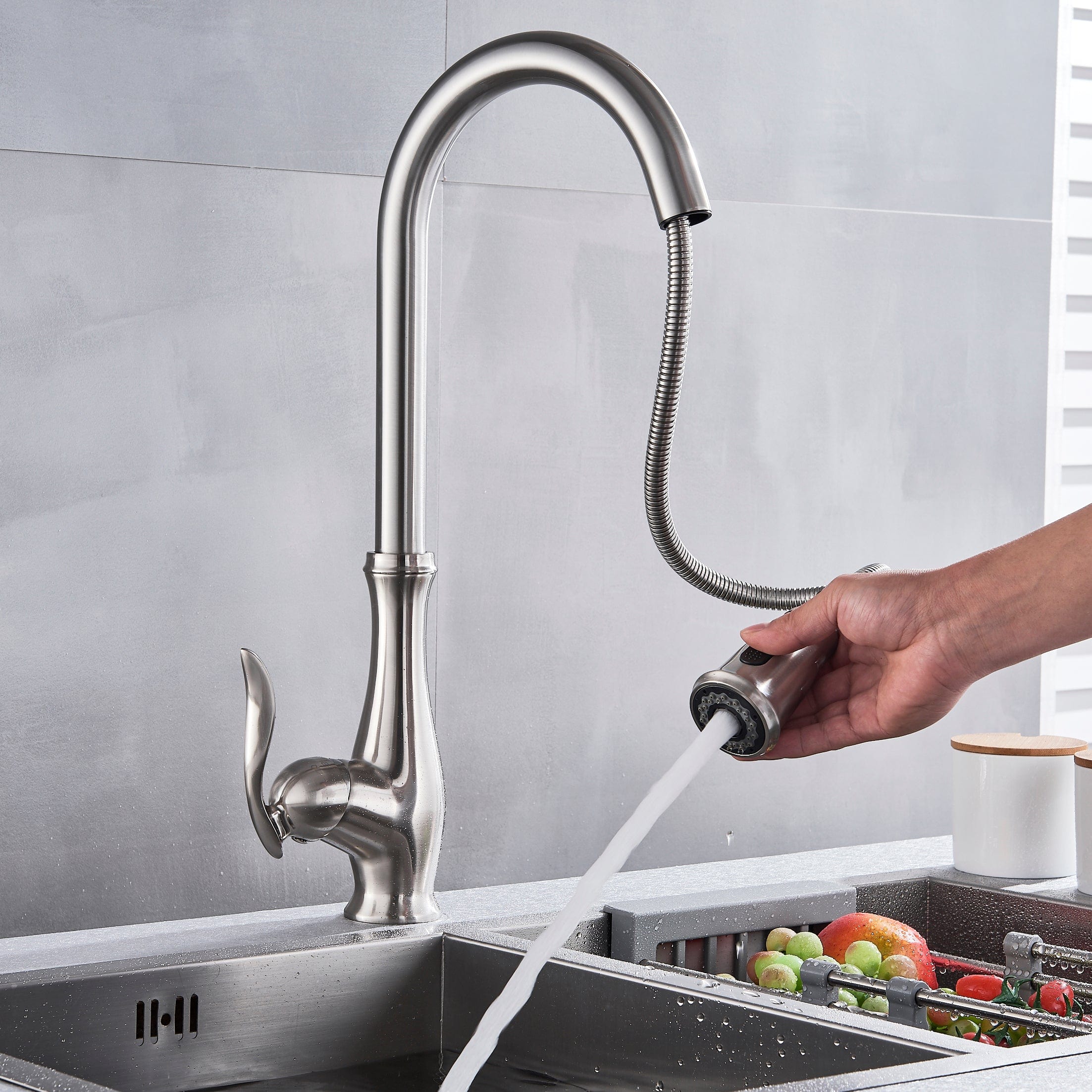 Bateria profesionala pentru bucatarie Shein, cu 2 functii de curgere, dus extractibil, argintiu nichelat