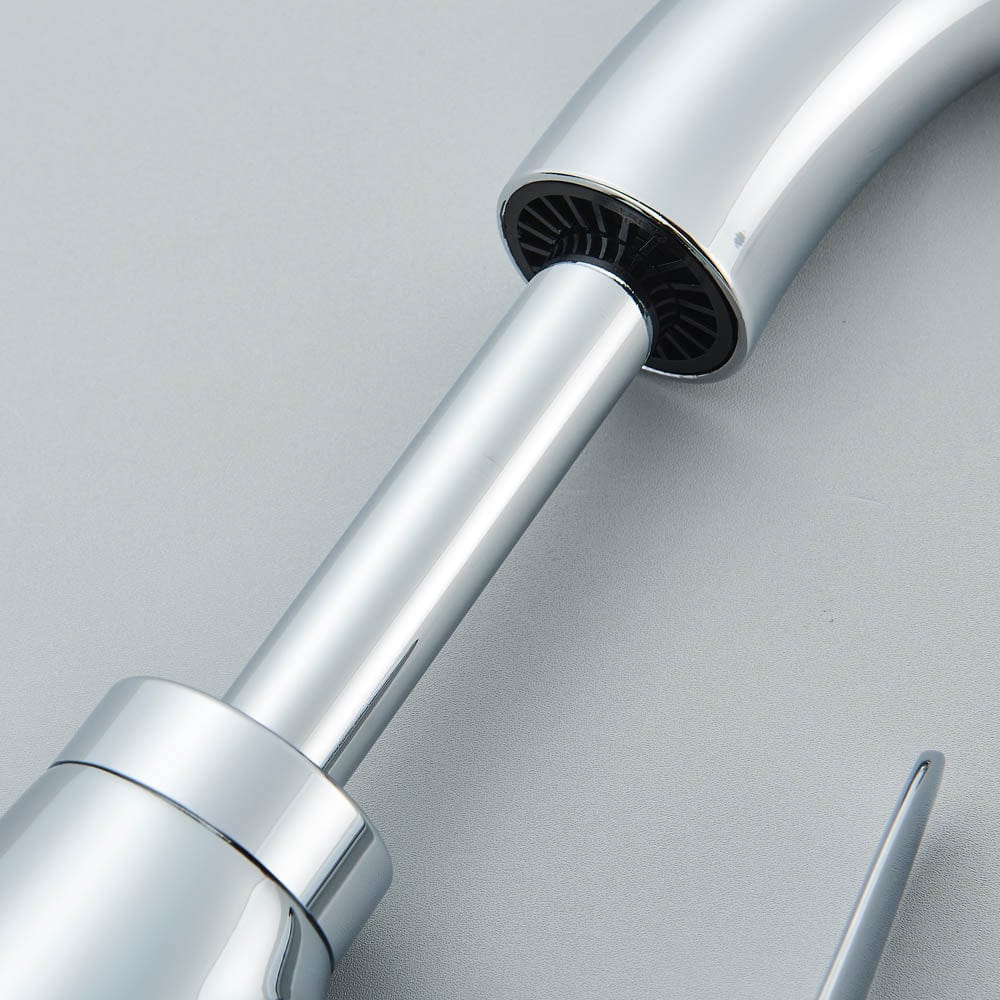 Baterie baie, model argintiu cu pipa retractabila