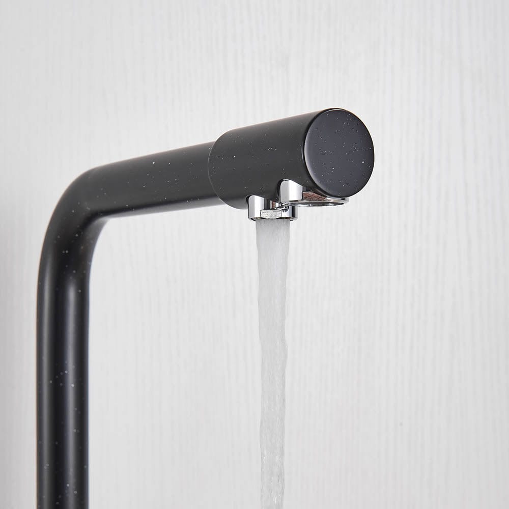 Baterie bucatarie cu 3 cai pentru filtru de purificare, negru mat cu puncte mici