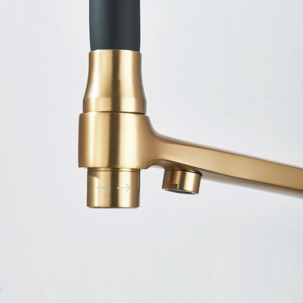 Baterie bucatarie cu 3 cai pentru filtru de purificare si 2 functii de curgere a apei, auriu/negru