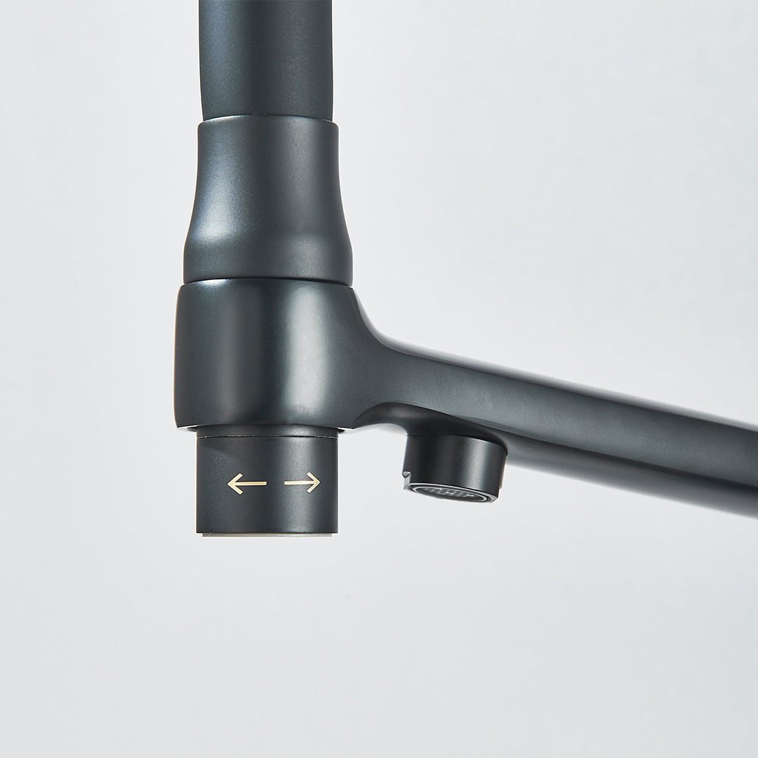 Baterie bucatarie cu 3 cai pentru filtru de purificare si 2 functii de curgere a apei, negru mat