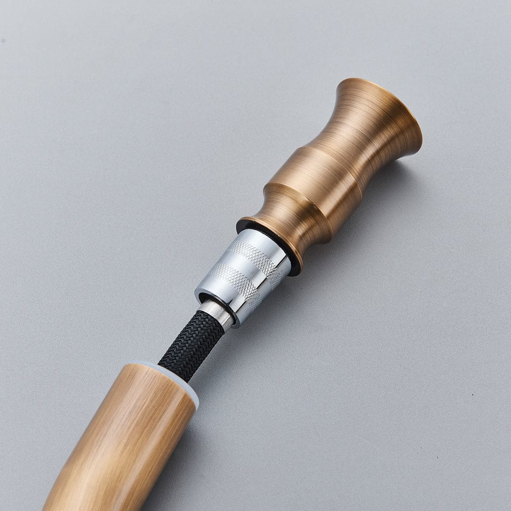 Baterie bucatarie cu 3 cai pentru filtru de purificare si dus extractibil, auriu antichizat