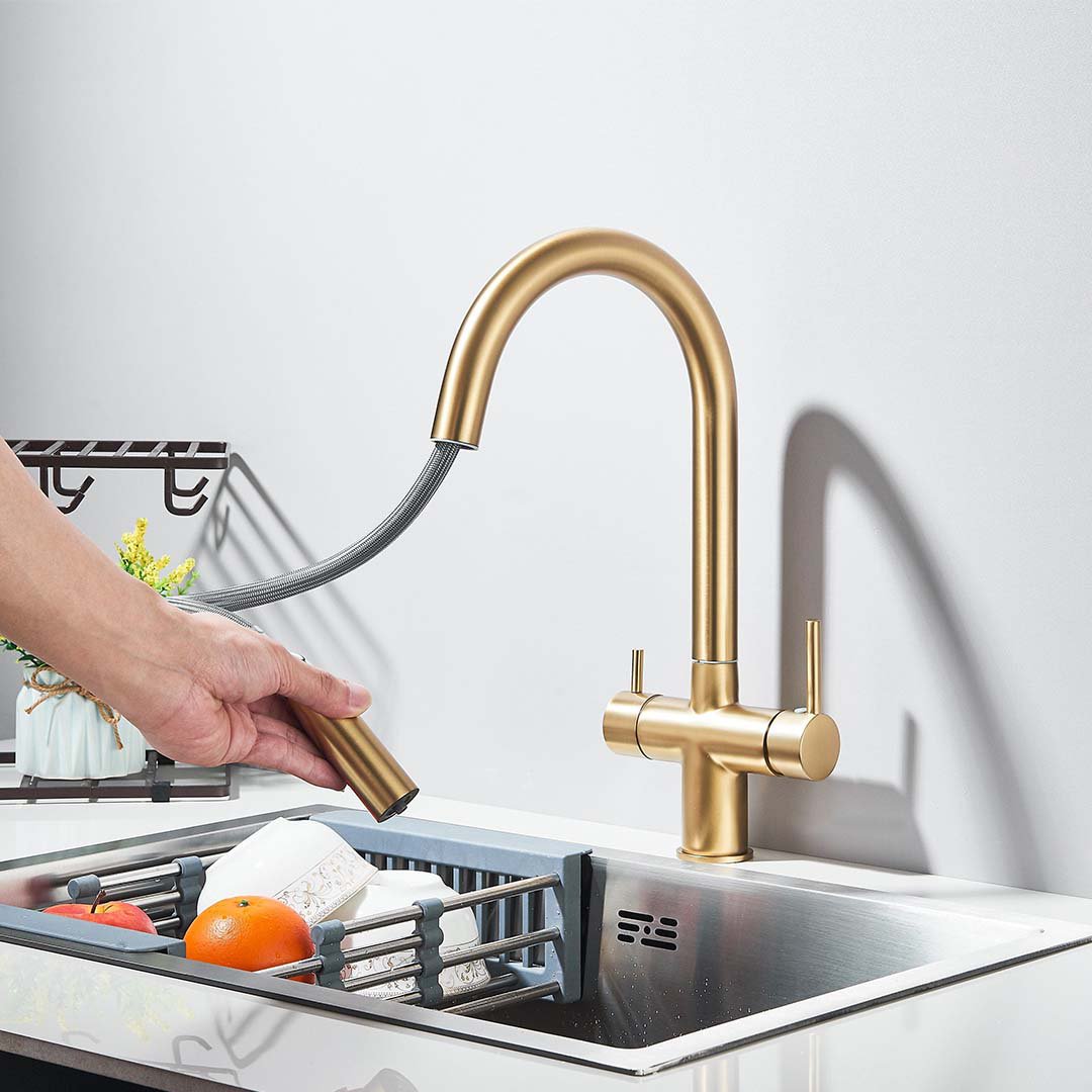 Baterie cu filtru de purificare si dus extractibil, auriu mat