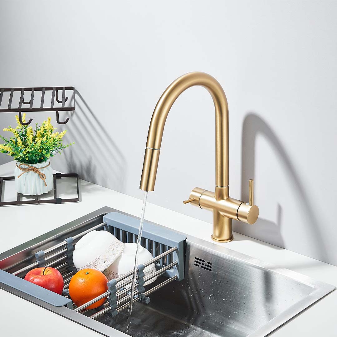 Baterie cu filtru de purificare si dus extractibil, auriu mat