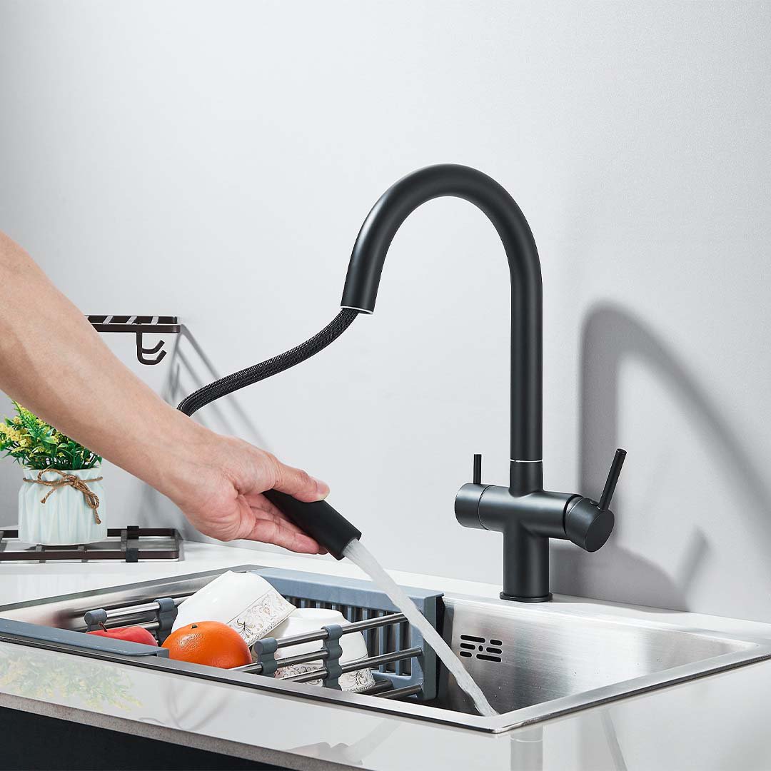 Baterie cu filtru de purificare si dus extractibil, negru mat