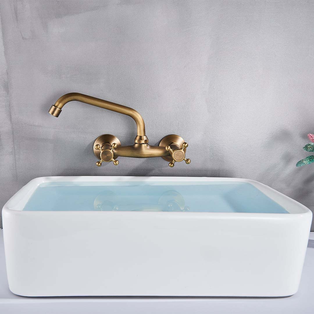 Baterie cu montare pe perete in stil victorian, auriu periat