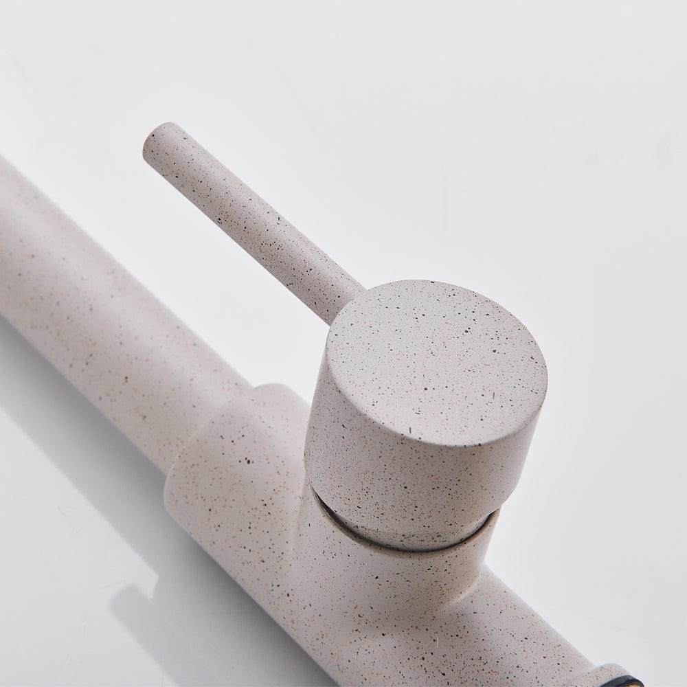 Baterie de bucatarie, bej cu aspect granit, cu 2 functii de curgere si dus flexibil