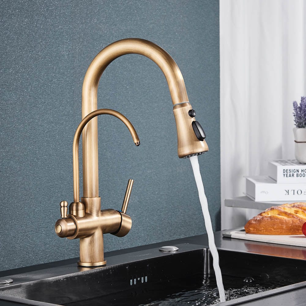 Baterie de bucatarie cu 3 căi, auriu antichizat, cu 2 funcții de curgere și duș extractibil