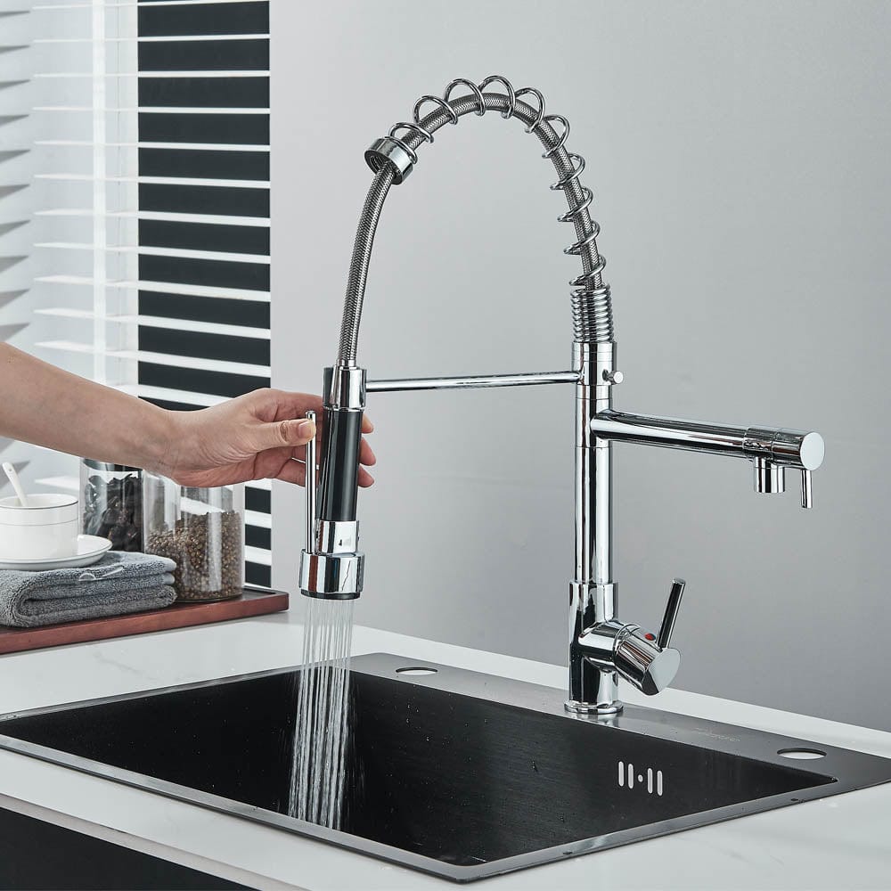 Baterie de bucatarie cu dus flexibil si pipa pentru apa filtrata, argintiu