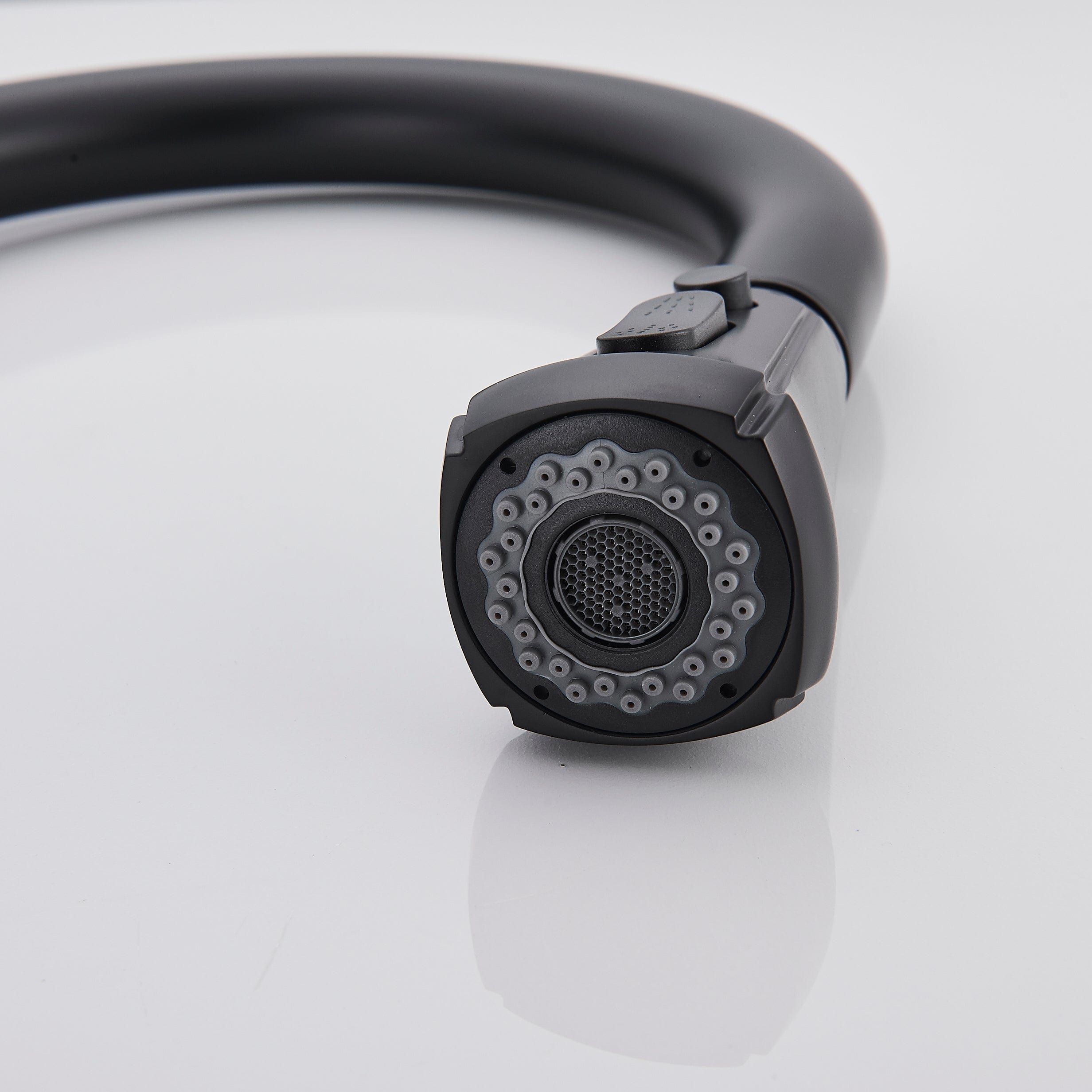 Baterie de bucatarie, negru mat, cu 2 funcții de curgere si dus extractibil