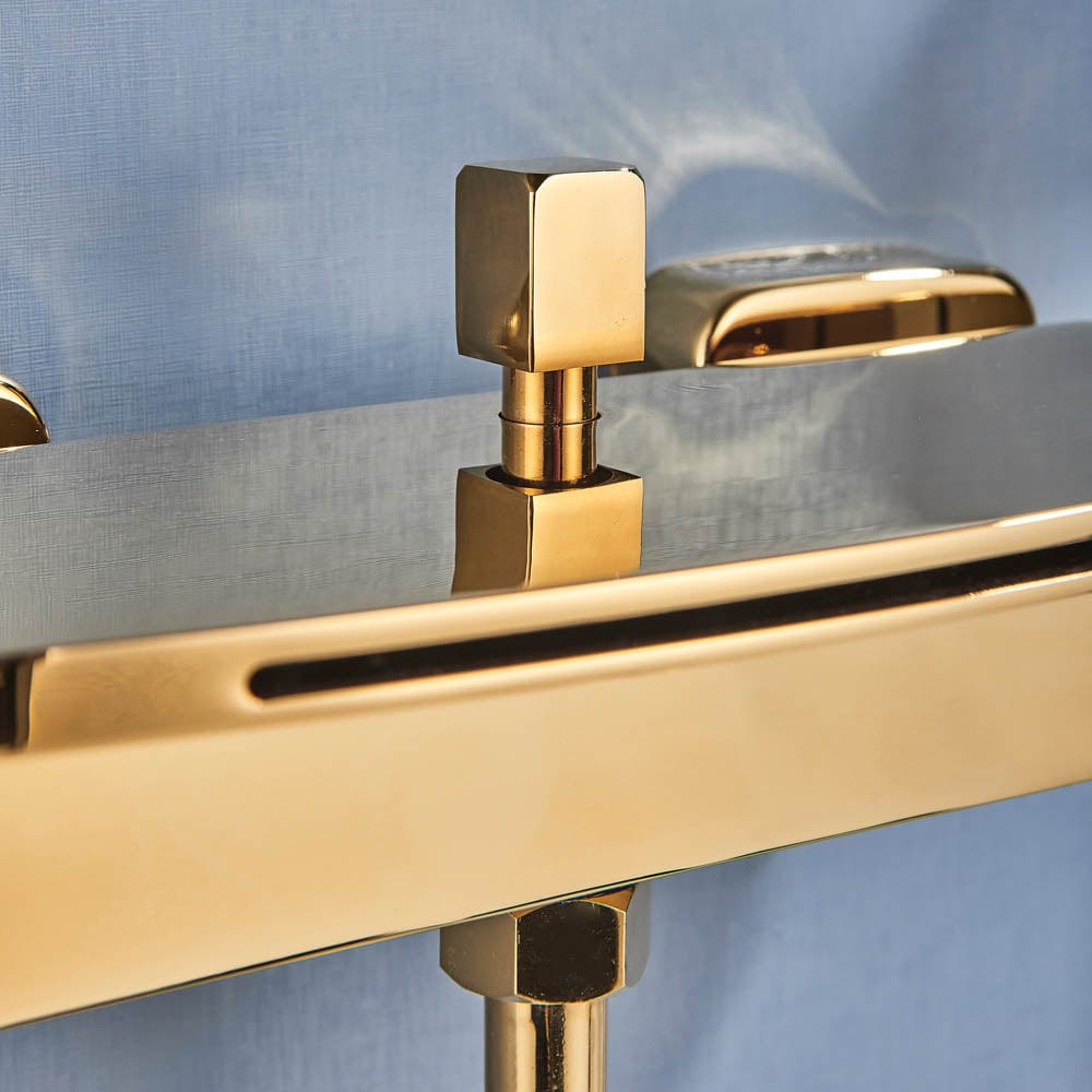 Baterie de cadă cu cascadă și duș de mână, auriu lucios