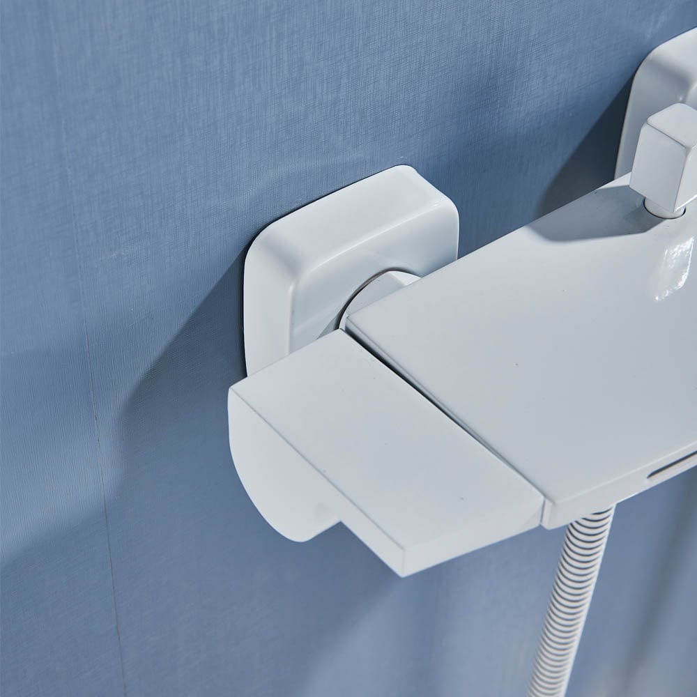 Baterie de cada cu cascada si dus de mana, alb