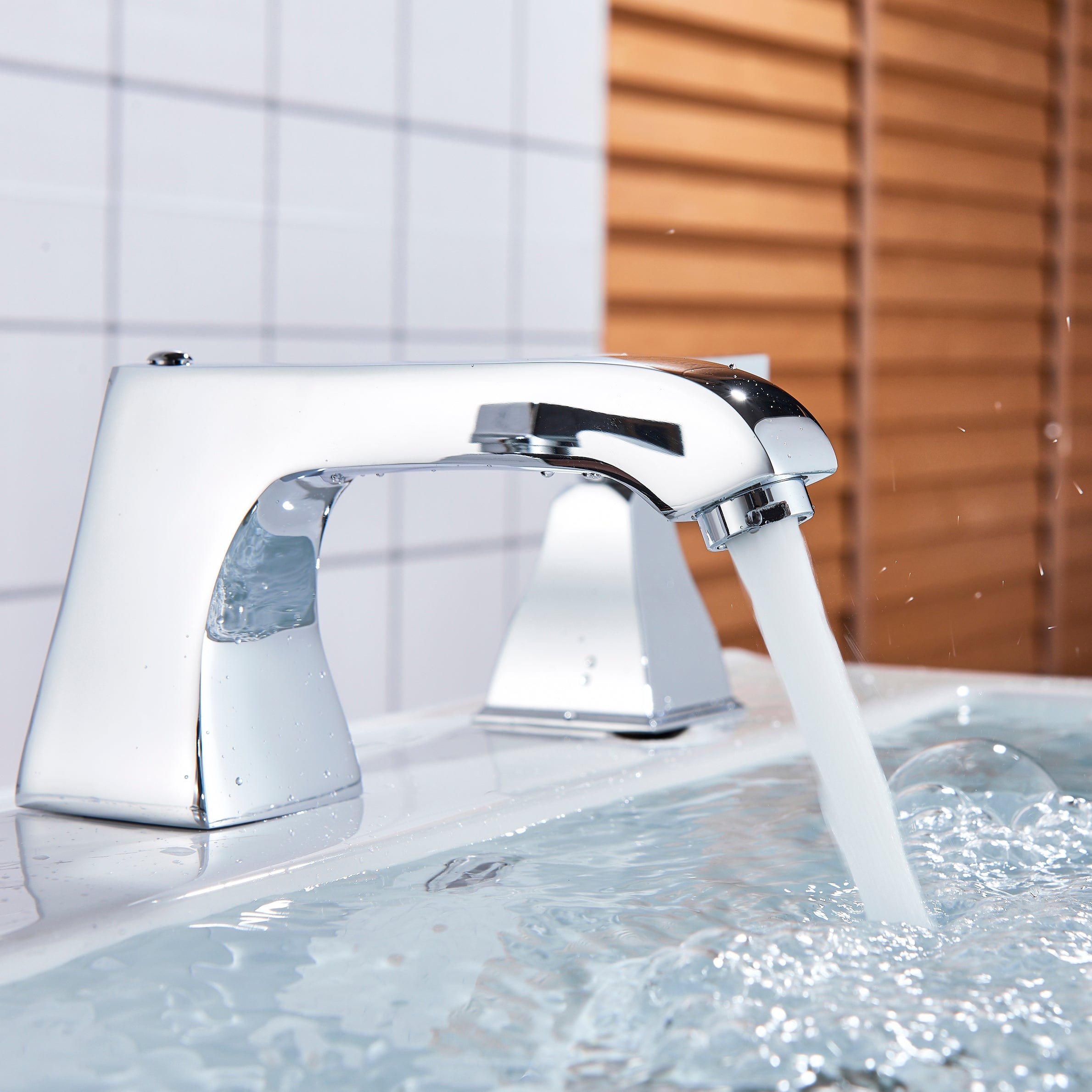 Baterie de lavoar cu design minimalist, doua manere, argintiu cromat