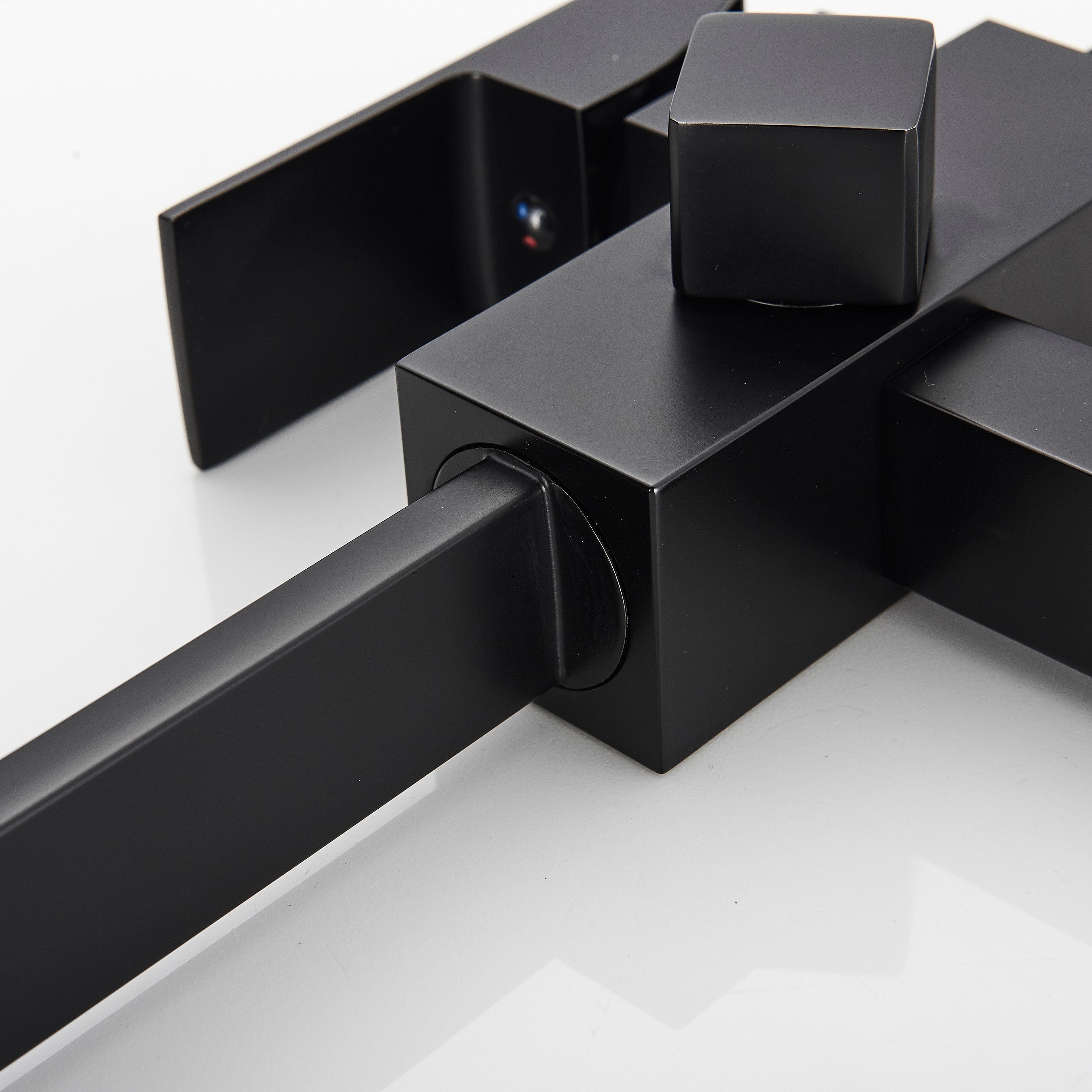 Baterie freestanding cu cadru patrat, cu 2 functii de curgere