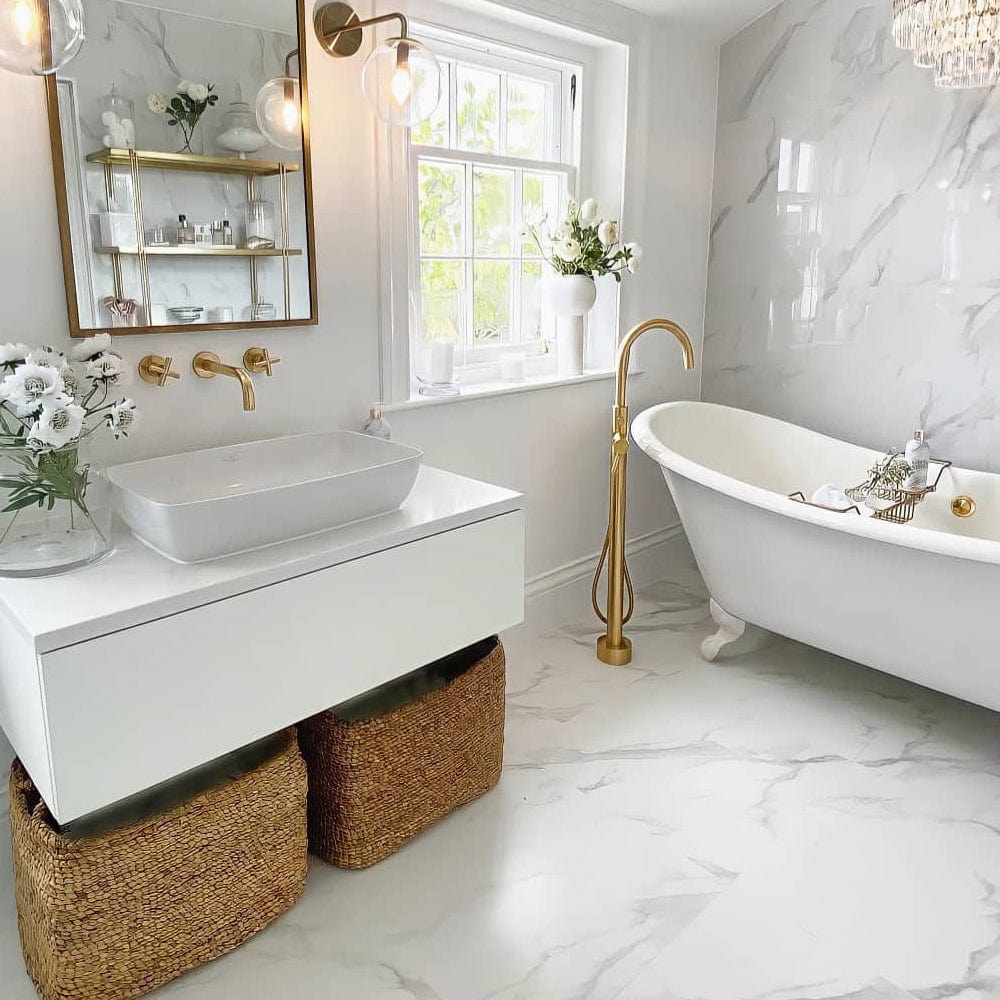 Baterie freestanding cu cadru rotund si rotire 360 grade, auriu nichelat