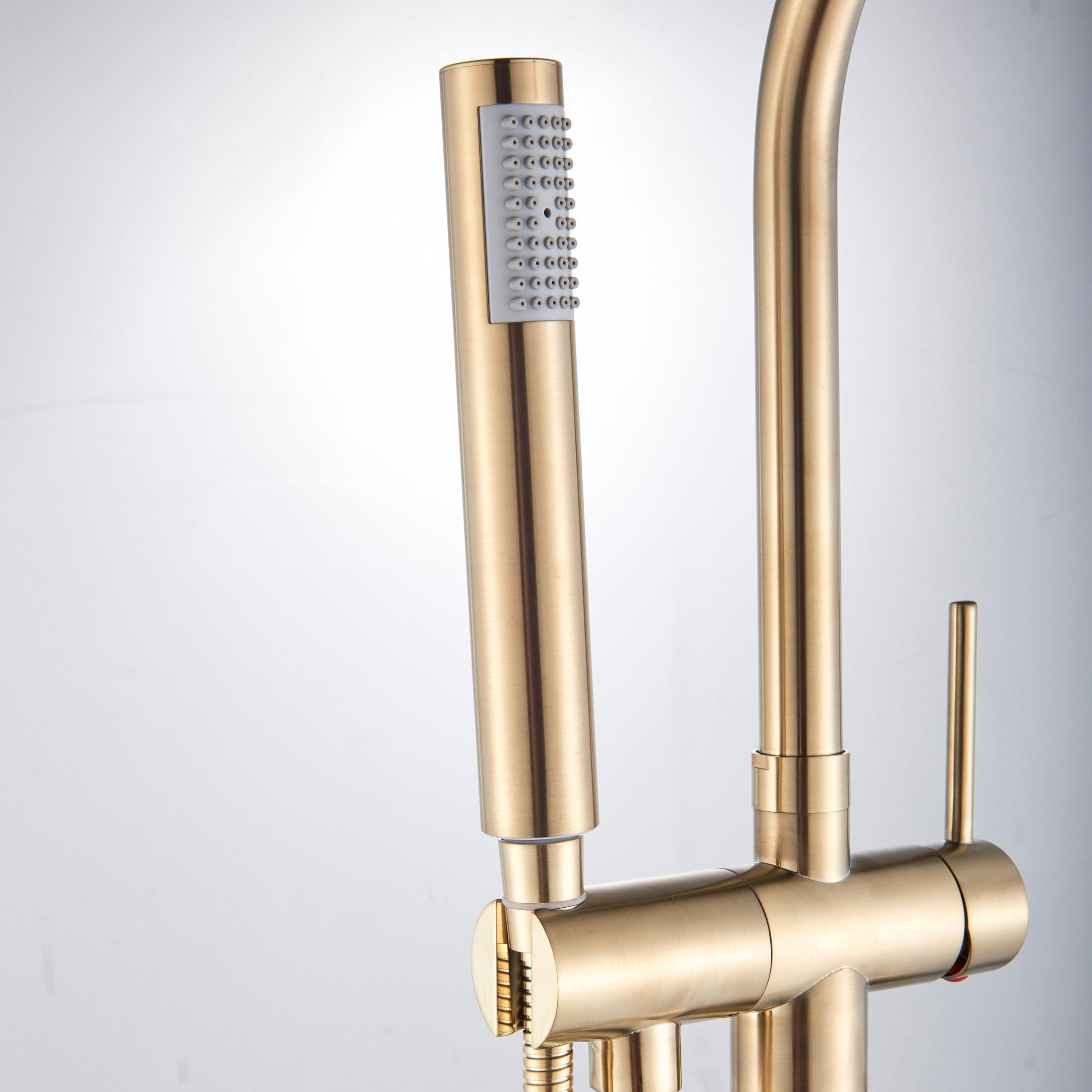 Baterie freestanding cu cadru rotund si rotire 360 grade, auriu nichelat