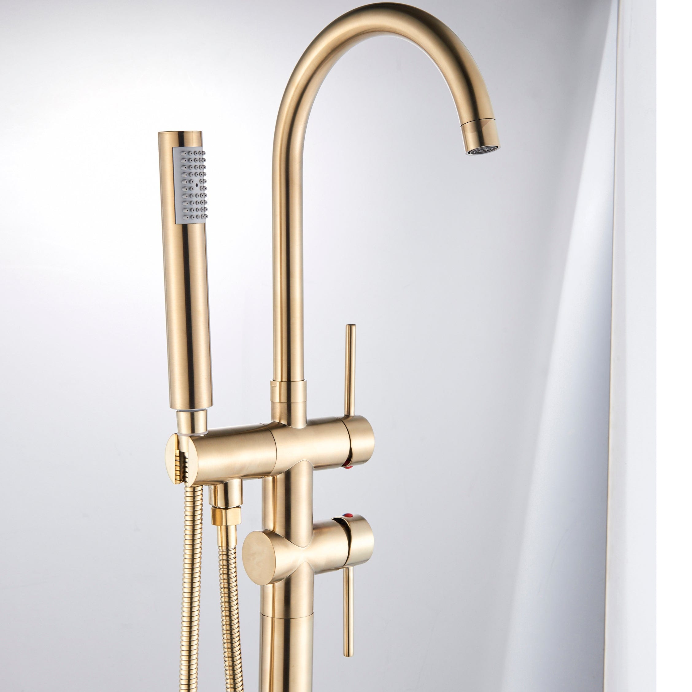 Baterie freestanding cu cadru rotund si rotire 360 grade, auriu nichelat