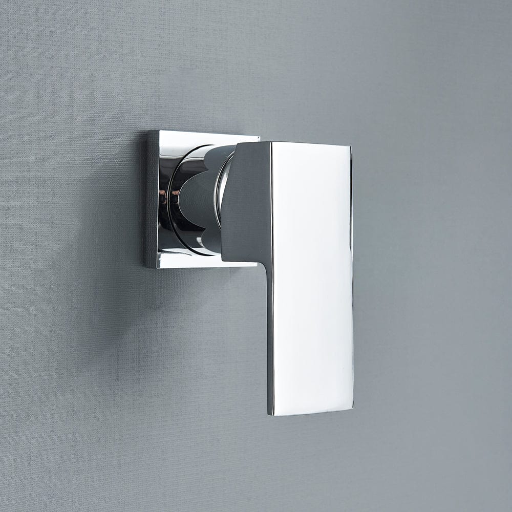 Baterie lavoar, argintie cu montare pe perete