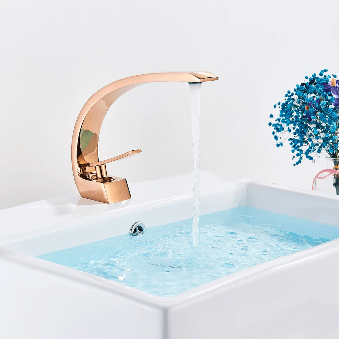 Baterie lavoar baie, bronz, curbata in forma de C