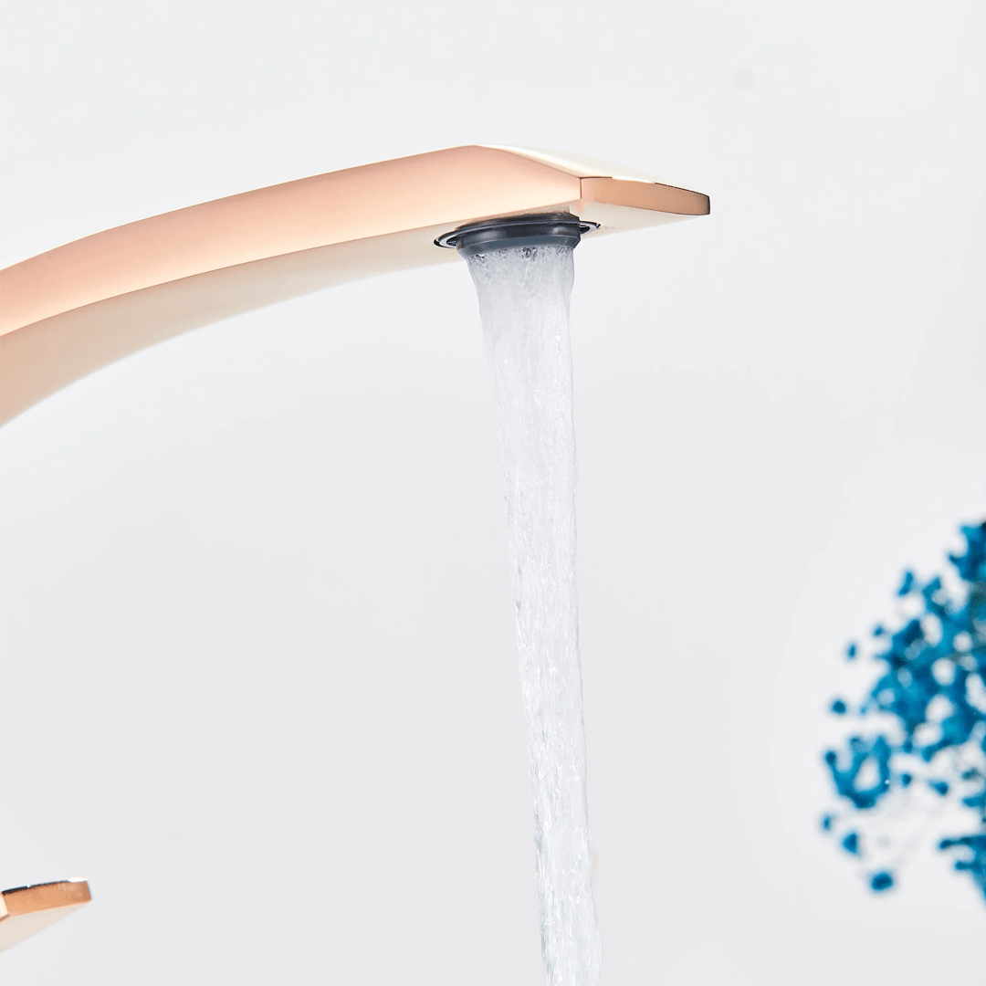 Baterie lavoar baie, bronz, curbata in forma de C