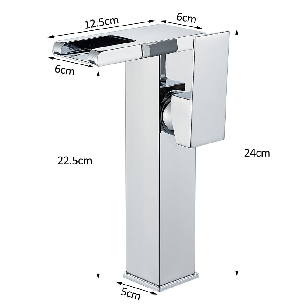 Baterie lavoar cu led, tip cascada, argintiu