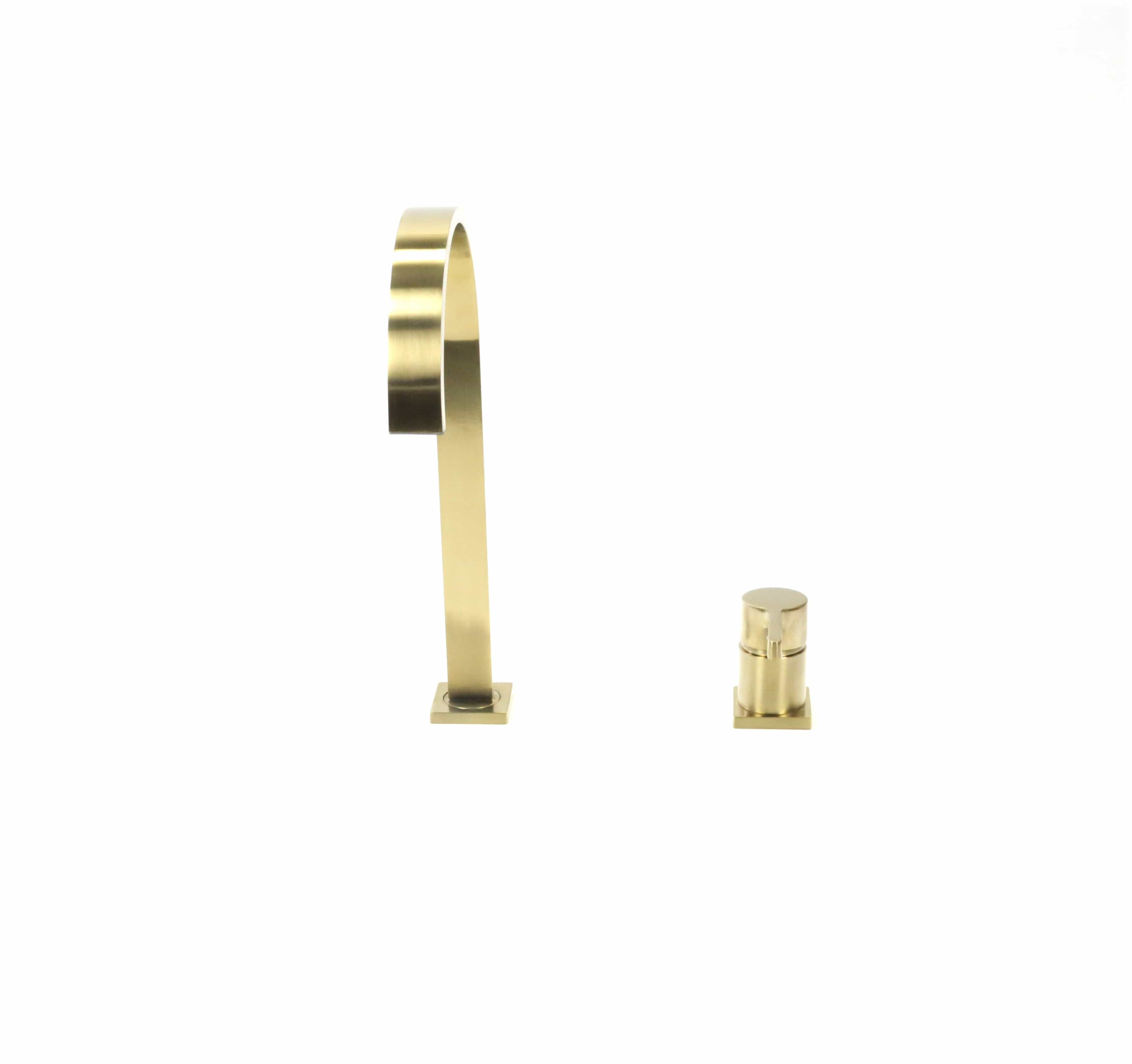 Baterie lavoar cu montare pe blat, cu monocomanda, auriu nichelat