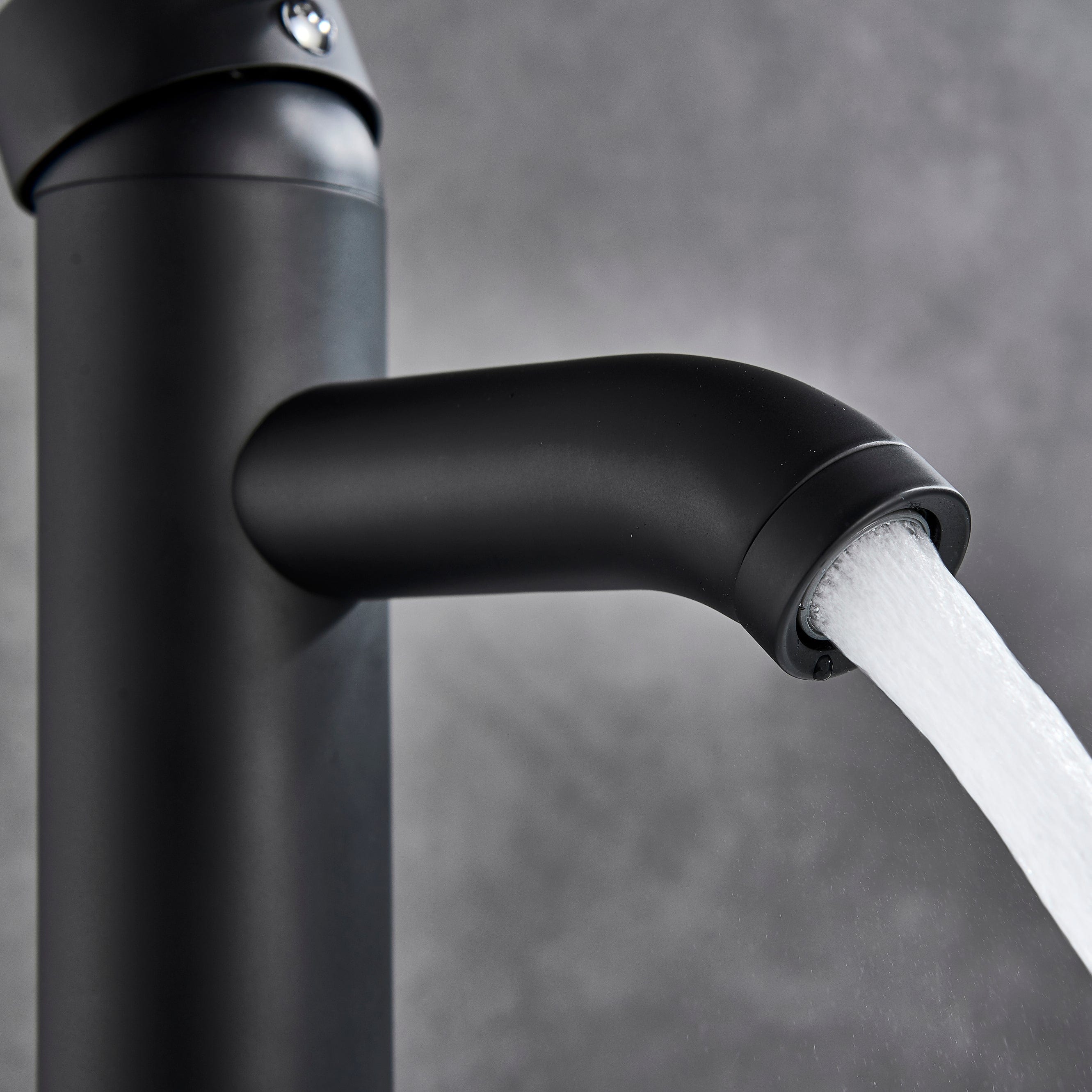 Baterie lavoar cu montare pe blat, cu un singur maner si orificiu, negru mat