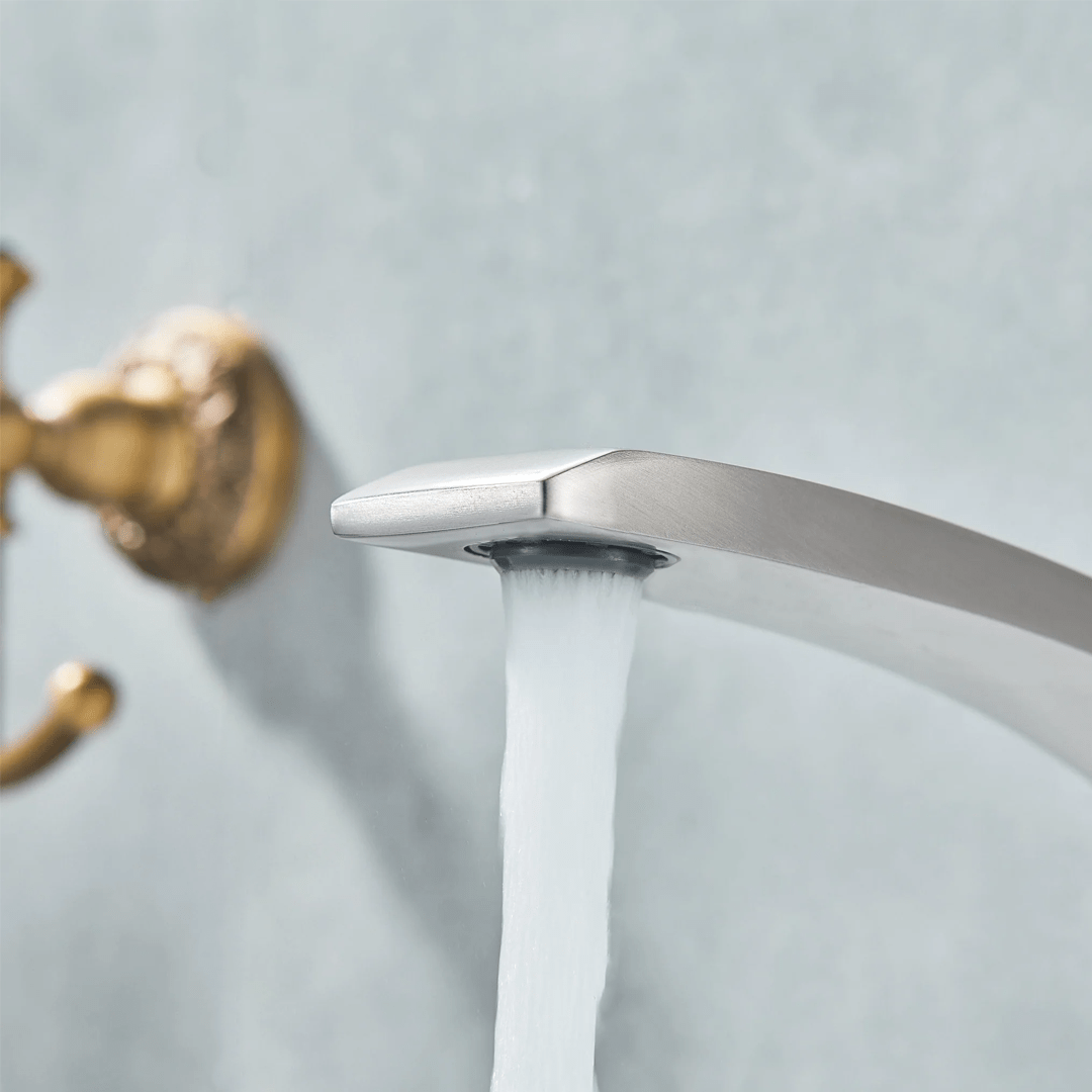 Baterie lavoar cu montare pe chiuveta, argintiu nichelat