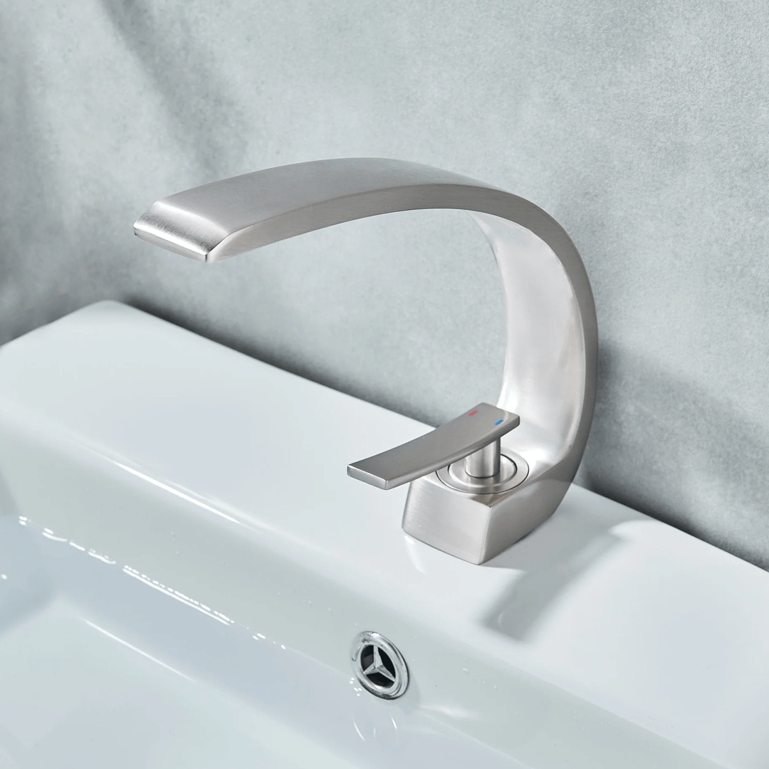 Baterie lavoar cu montare pe chiuveta, argintiu nichelat