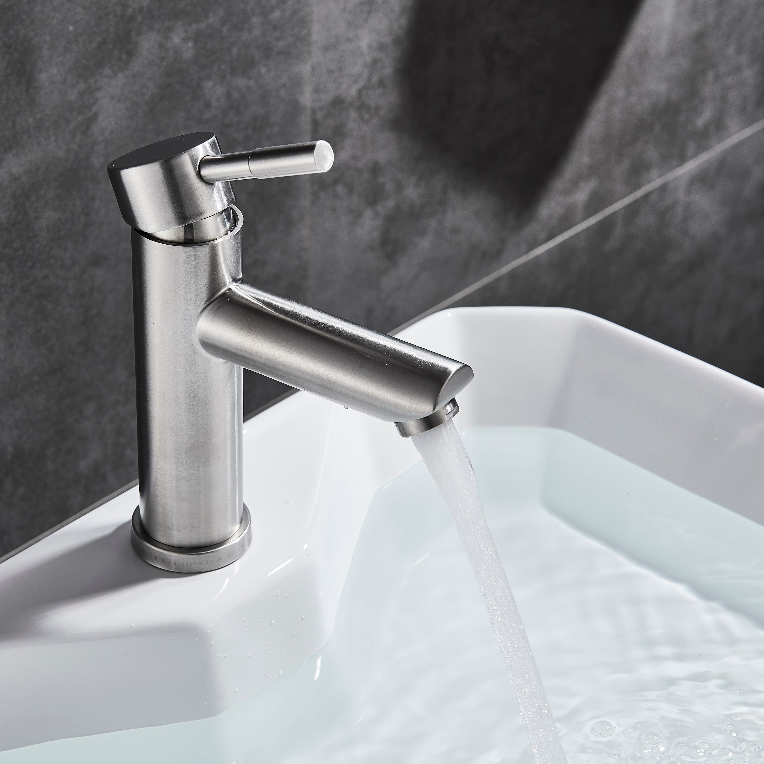 Baterie lavoar cu montare pe chiuveta, argintiu nichelat