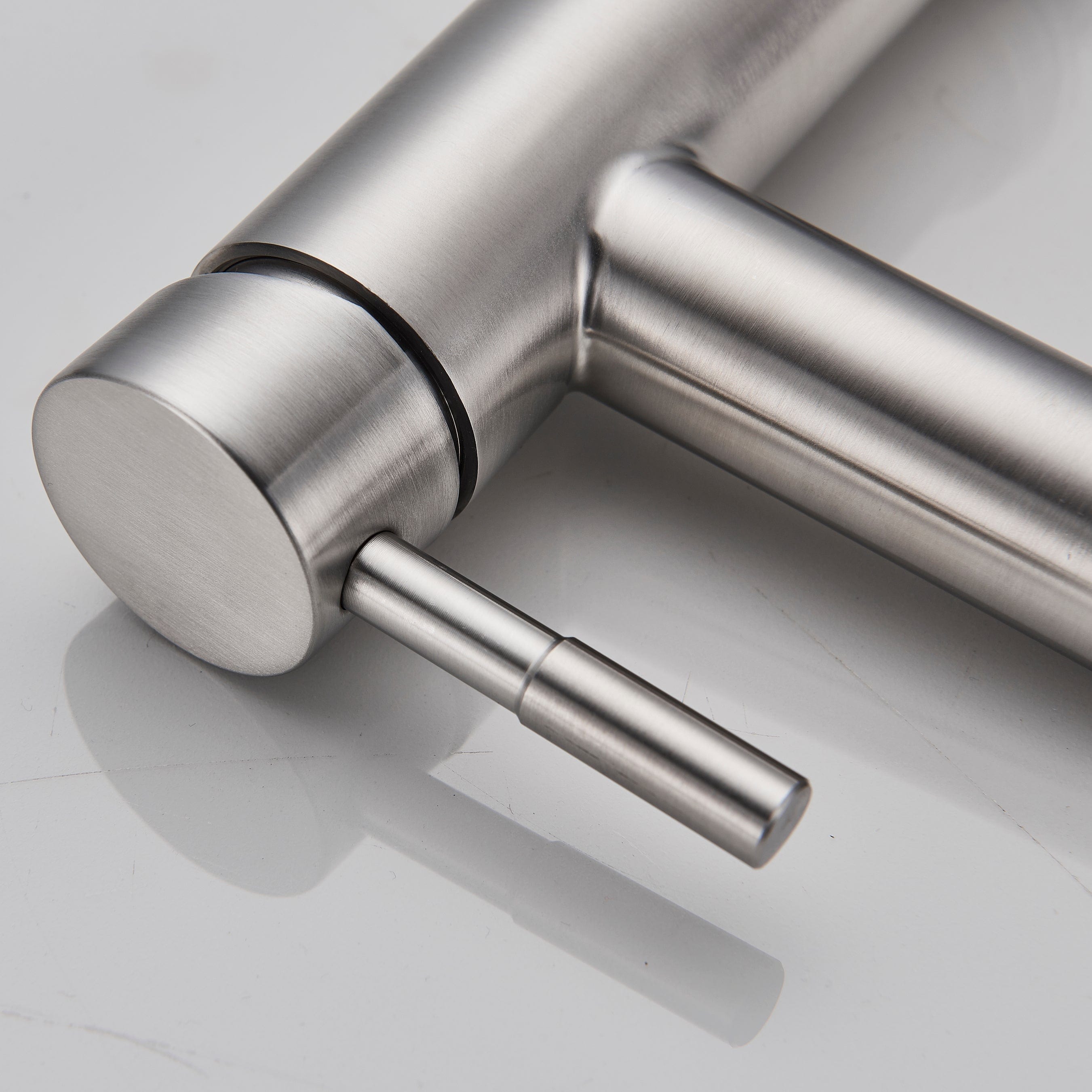 Baterie lavoar cu montare pe chiuveta, argintiu nichelat