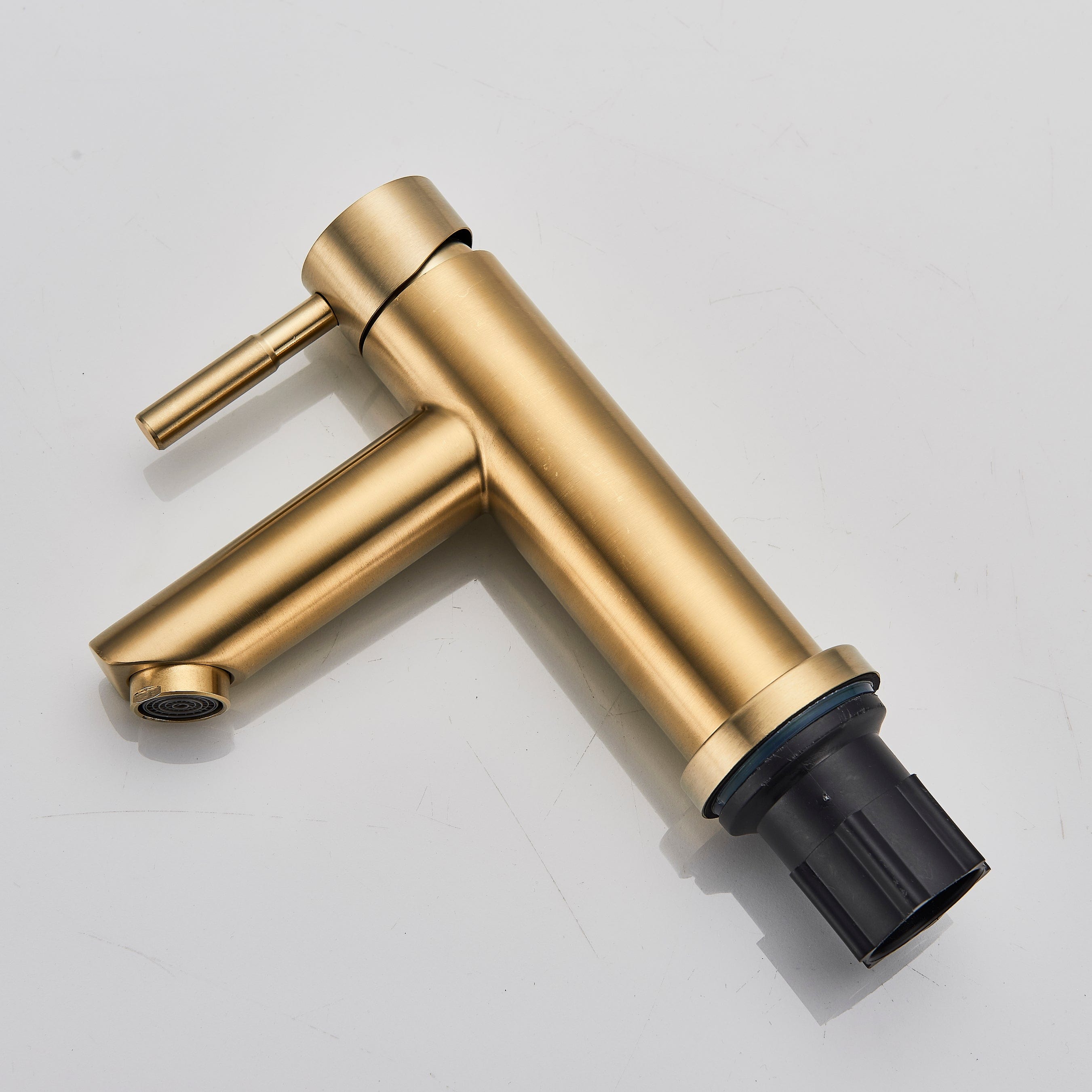 Baterie lavoar cu montare pe chiuveta, auriu nichelat