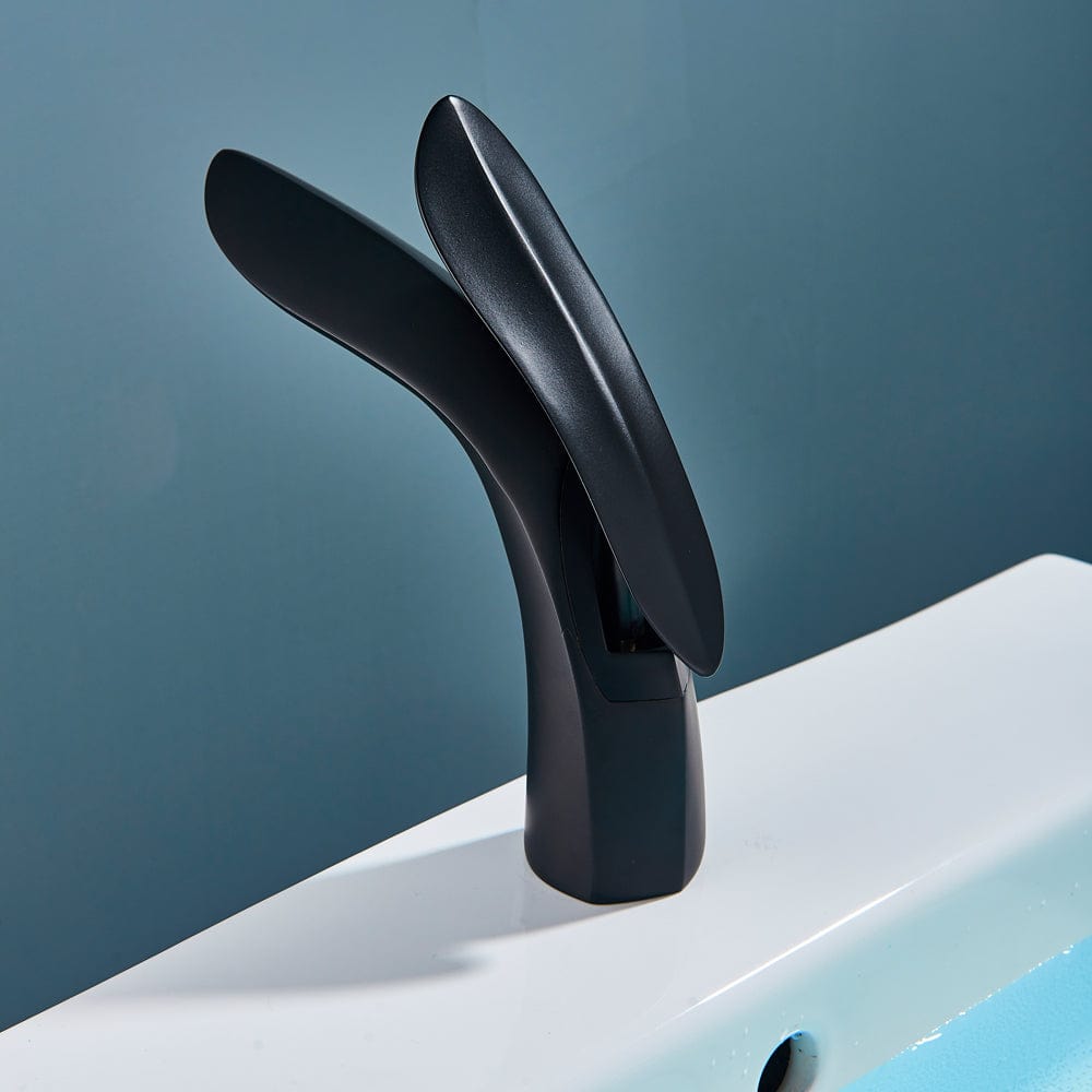 Baterie lavoar cu montare pe chiuveta, negru mat