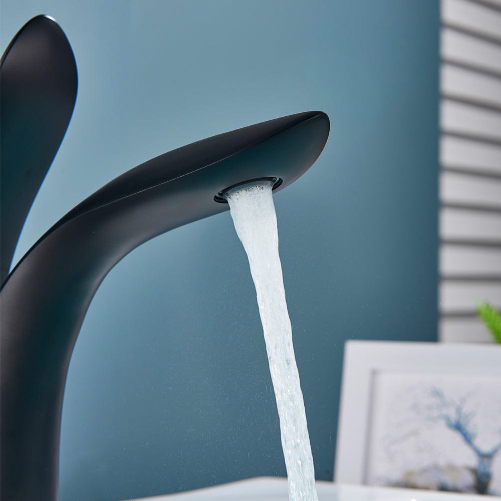 Baterie lavoar cu montare pe chiuveta, negru mat