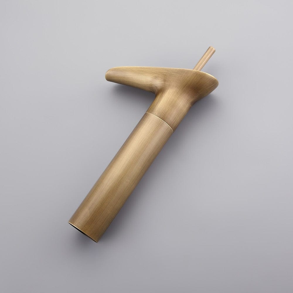 Baterie lavoar din alama, tip cascada, auriu antichizat