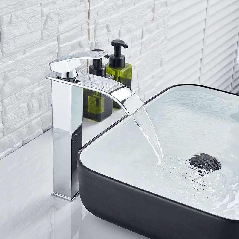 Baterie lavoar Milly1208, din alama cu montare in blat, argintiu cromat