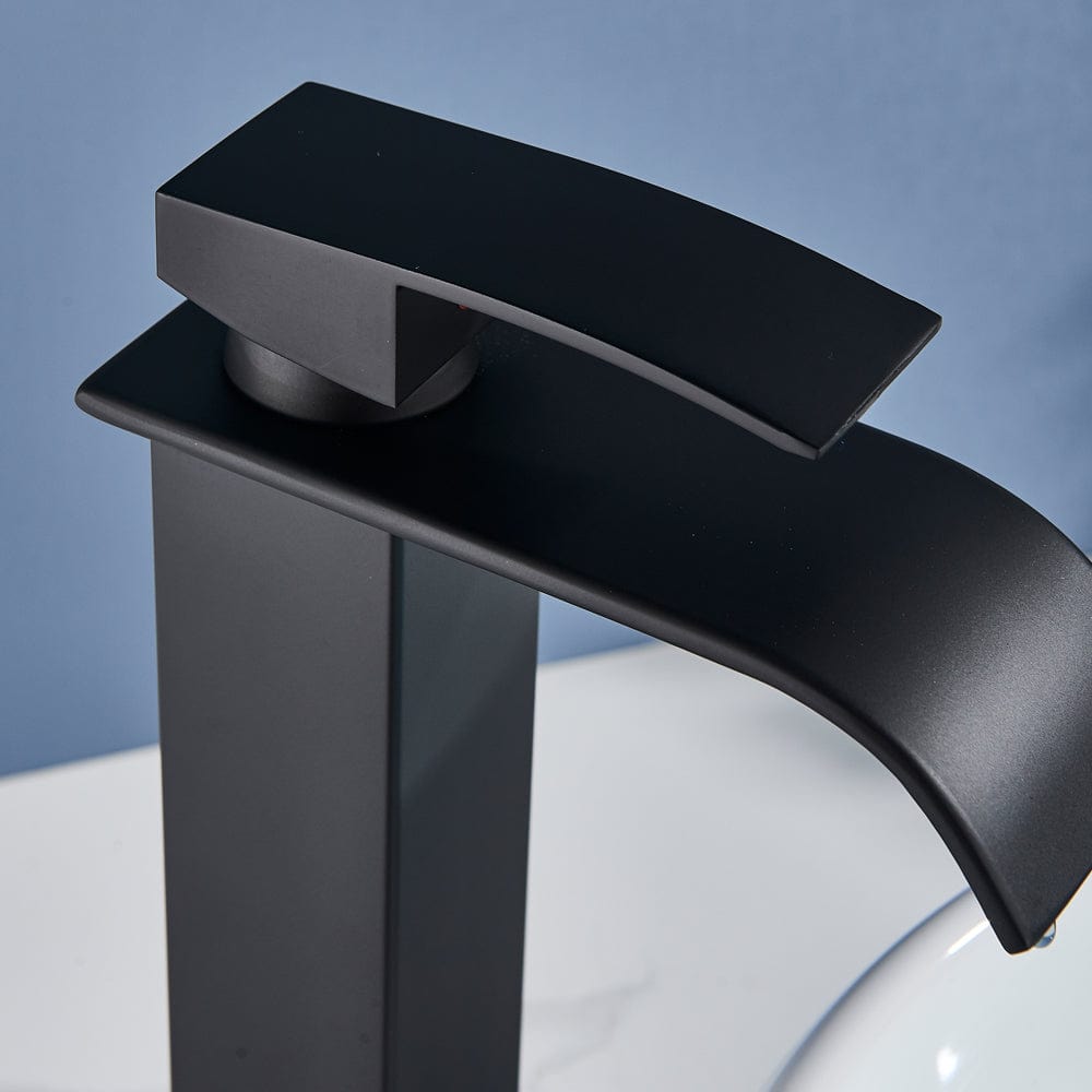 Baterie lavoar Milly1509, din alama cu montare in blat, negru mat