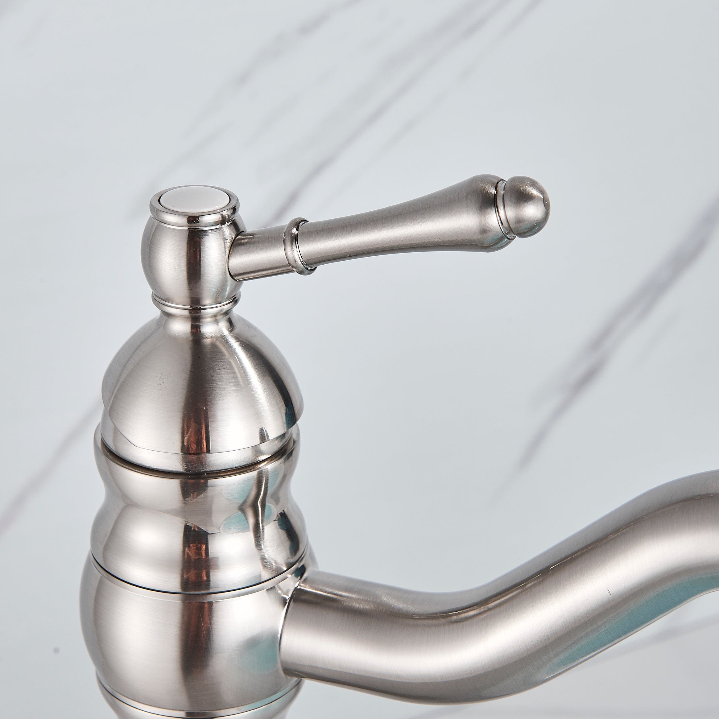 Baterie lavoar retro Groben Nose, montare pe blat, pipa flexibila 360 de grade, argintiu cromat