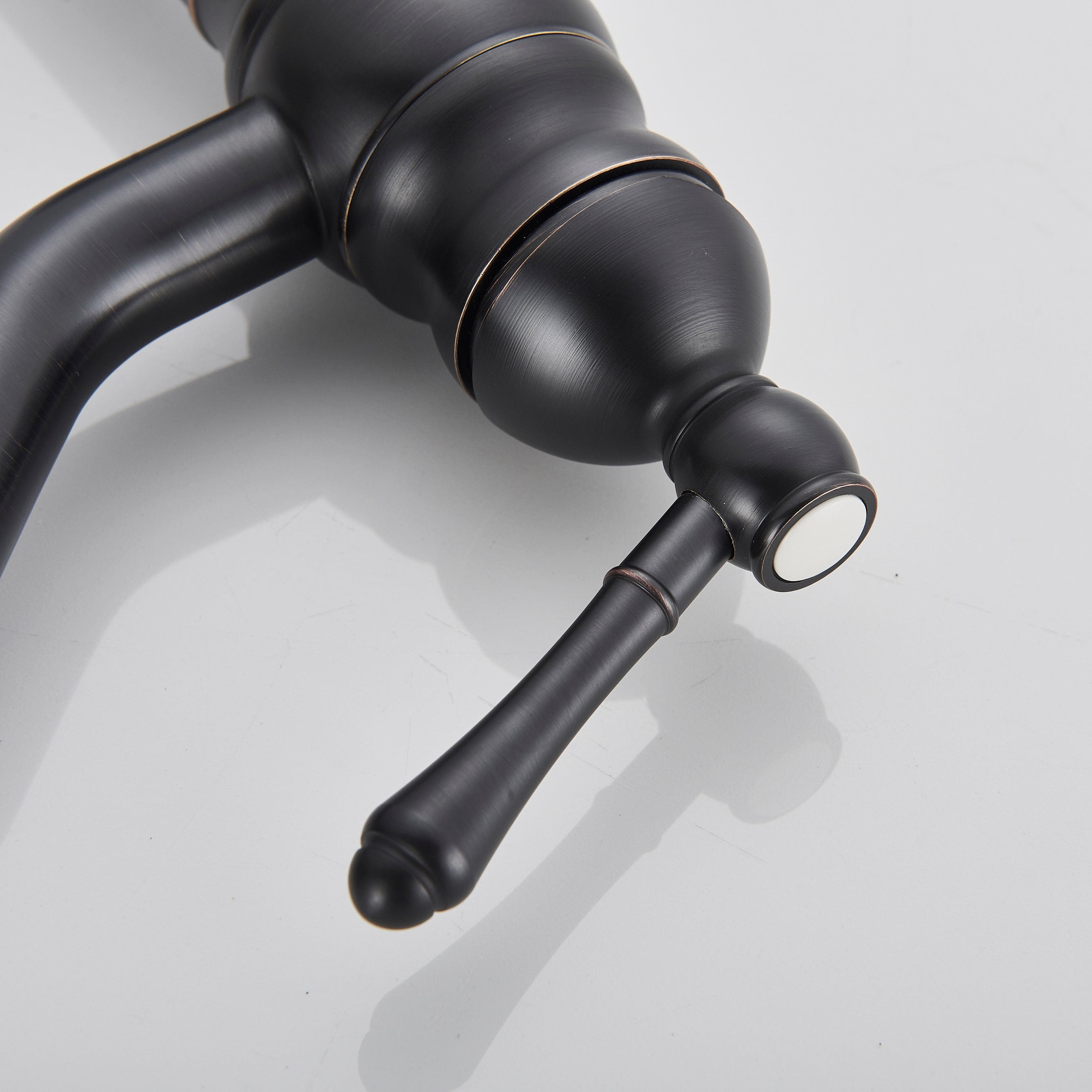 Baterie lavoar retro Groben Nose , montare pe blat, pipa flexibila 360 de grade, neagra