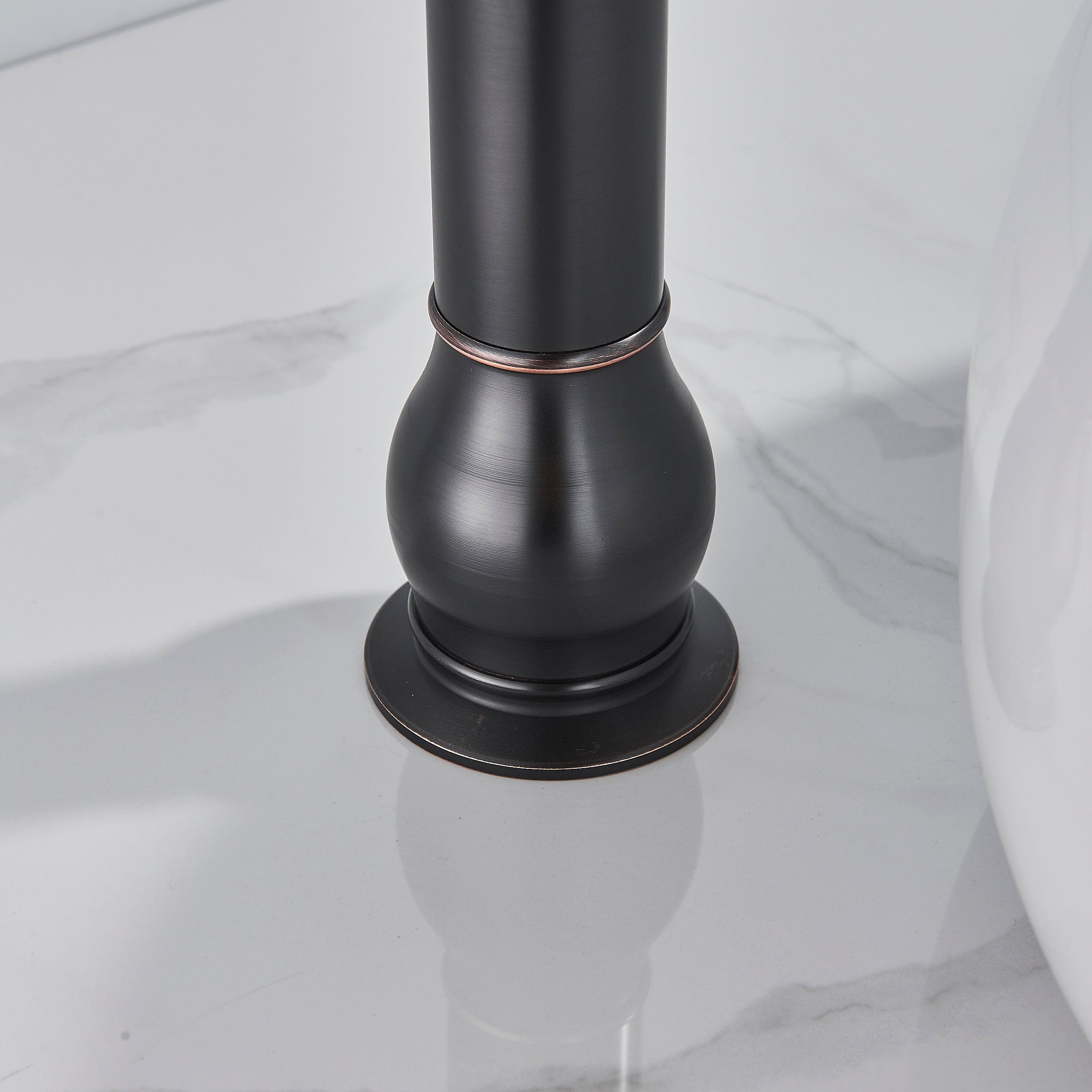 Baterie lavoar retro Groben Nose , montare pe blat, pipa flexibila 360 de grade, neagra