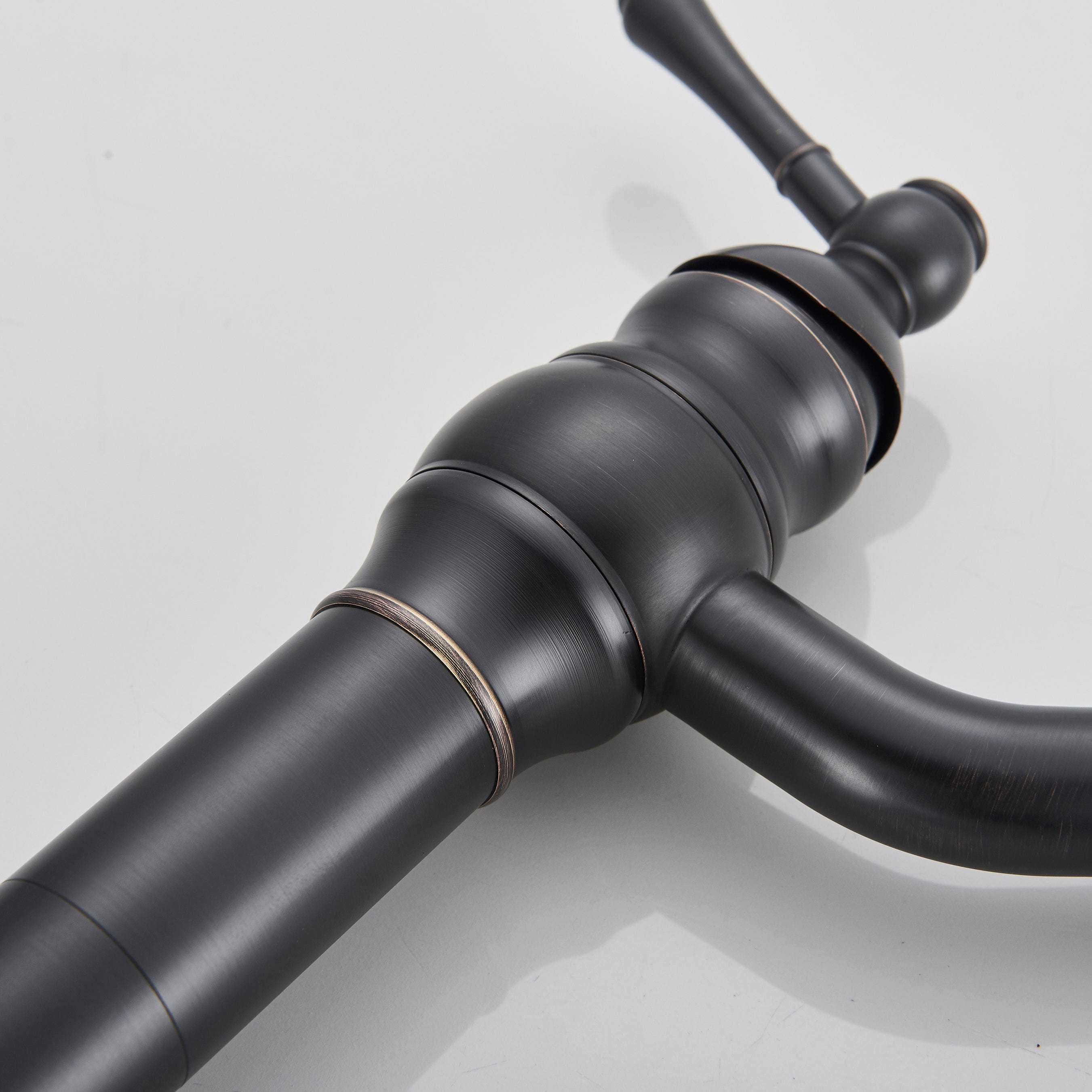 Baterie lavoar retro Groben Nose , montare pe blat, pipa flexibila 360 de grade, neagra