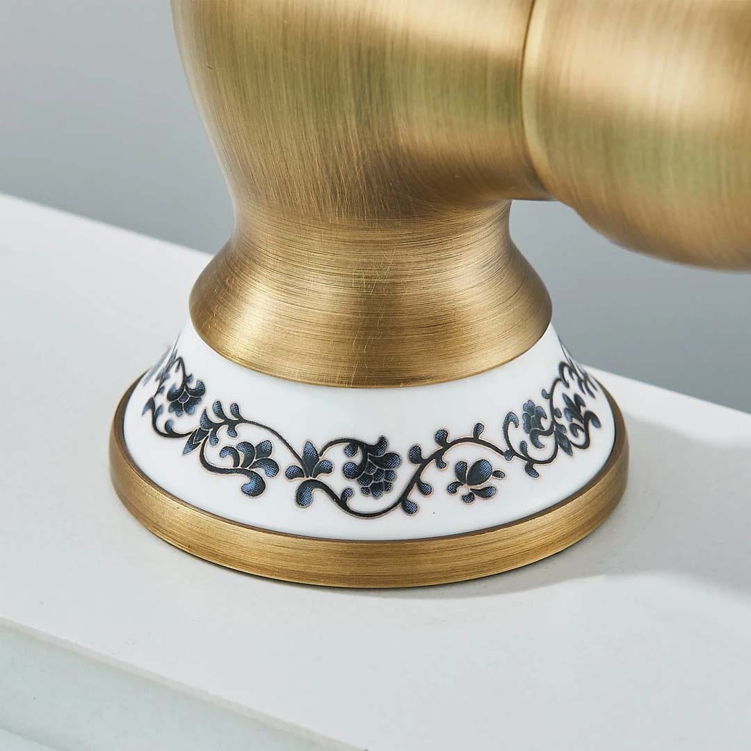 Baterie lavoar retro, montare pe blat, auriu mat