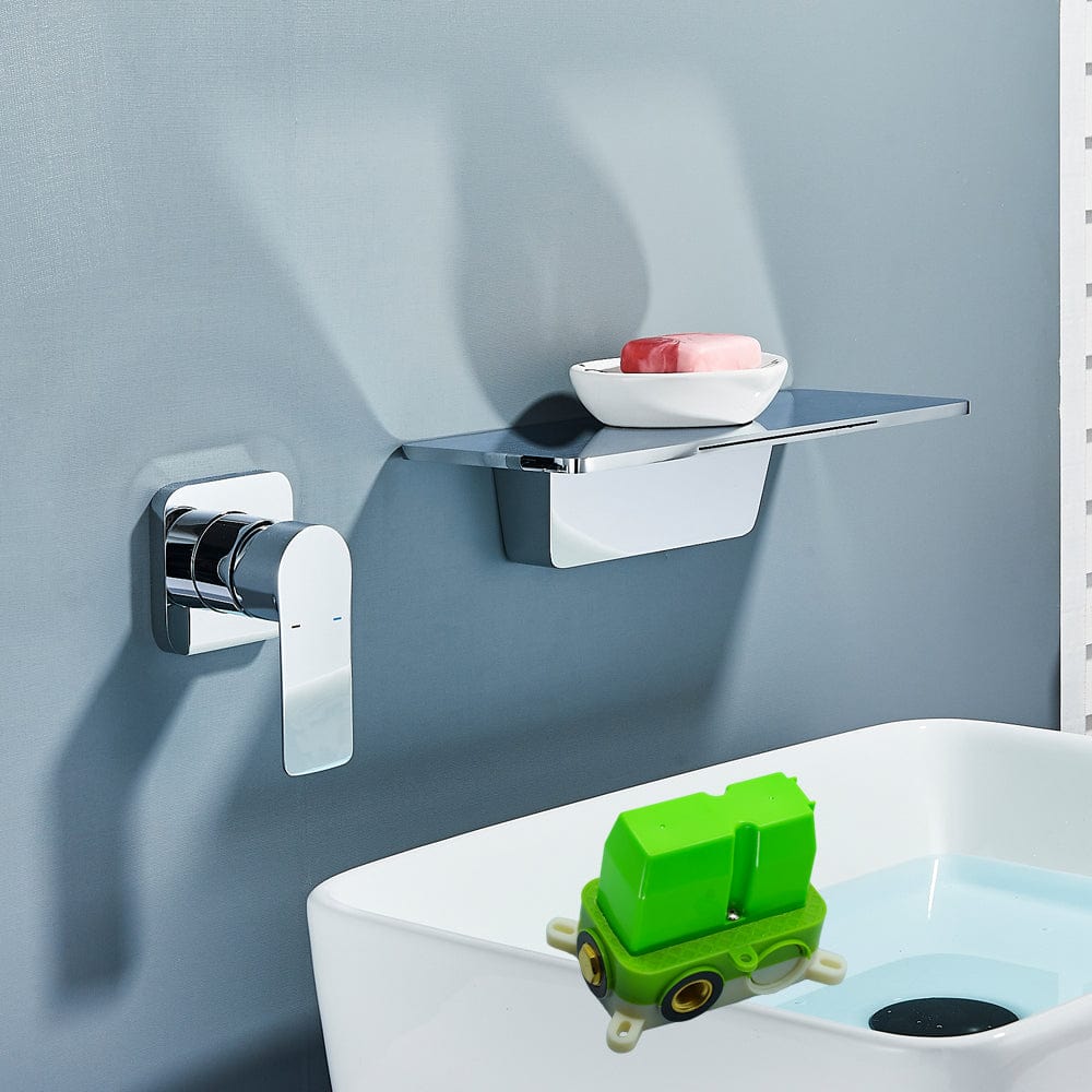 Baterie lavoar Waterfall, argintiu cromat, cu montare in perete, tip cascada