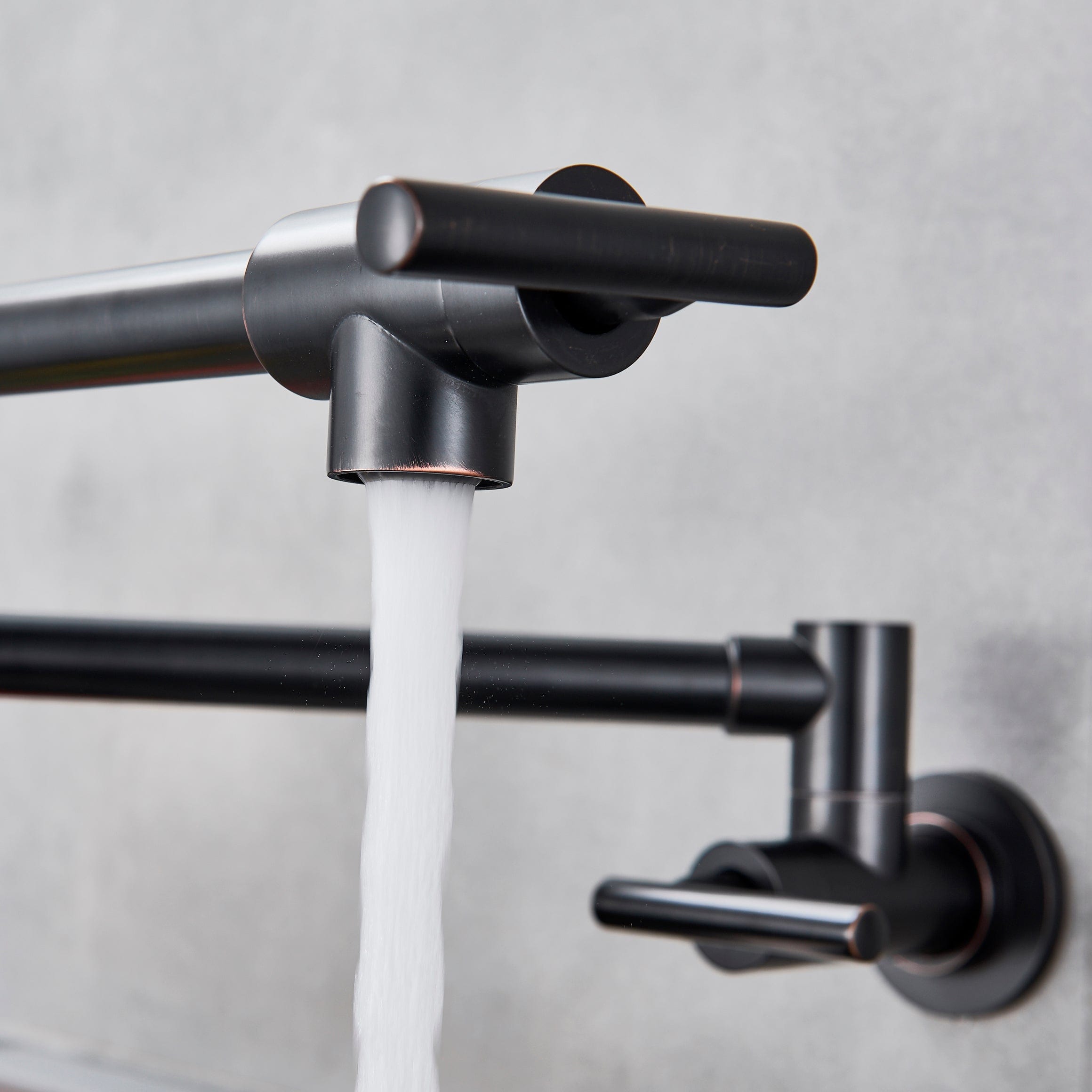 Baterie pentru aragaz din otel masiv, cu montare pe perete si cu brat pliabil, negru