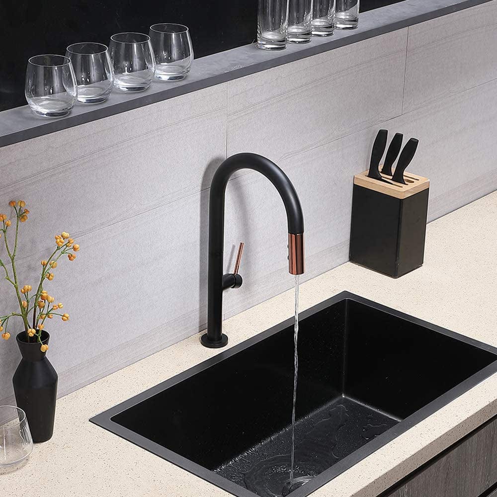 Baterie profesionala de bucatarie, cu dus extractibil, 2 functii de curgere, negru mat cu rose gold